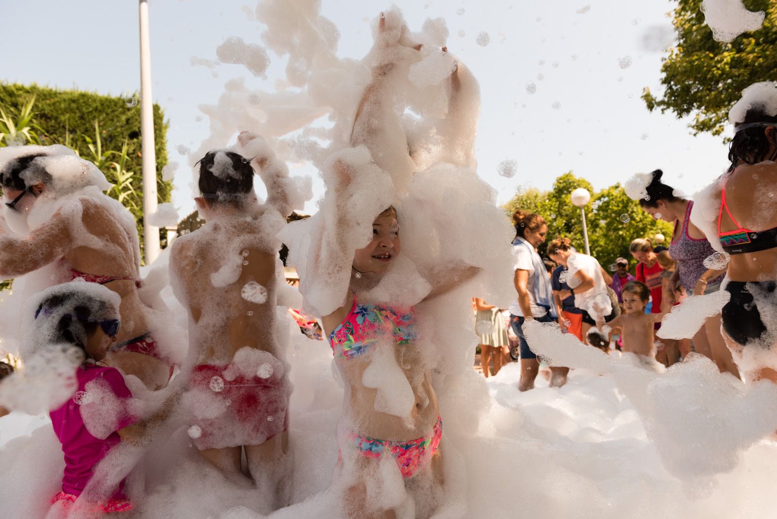 Festa Major de Mas Gener. Gran festa de l'escuma. Foto: Miguel López Mallach