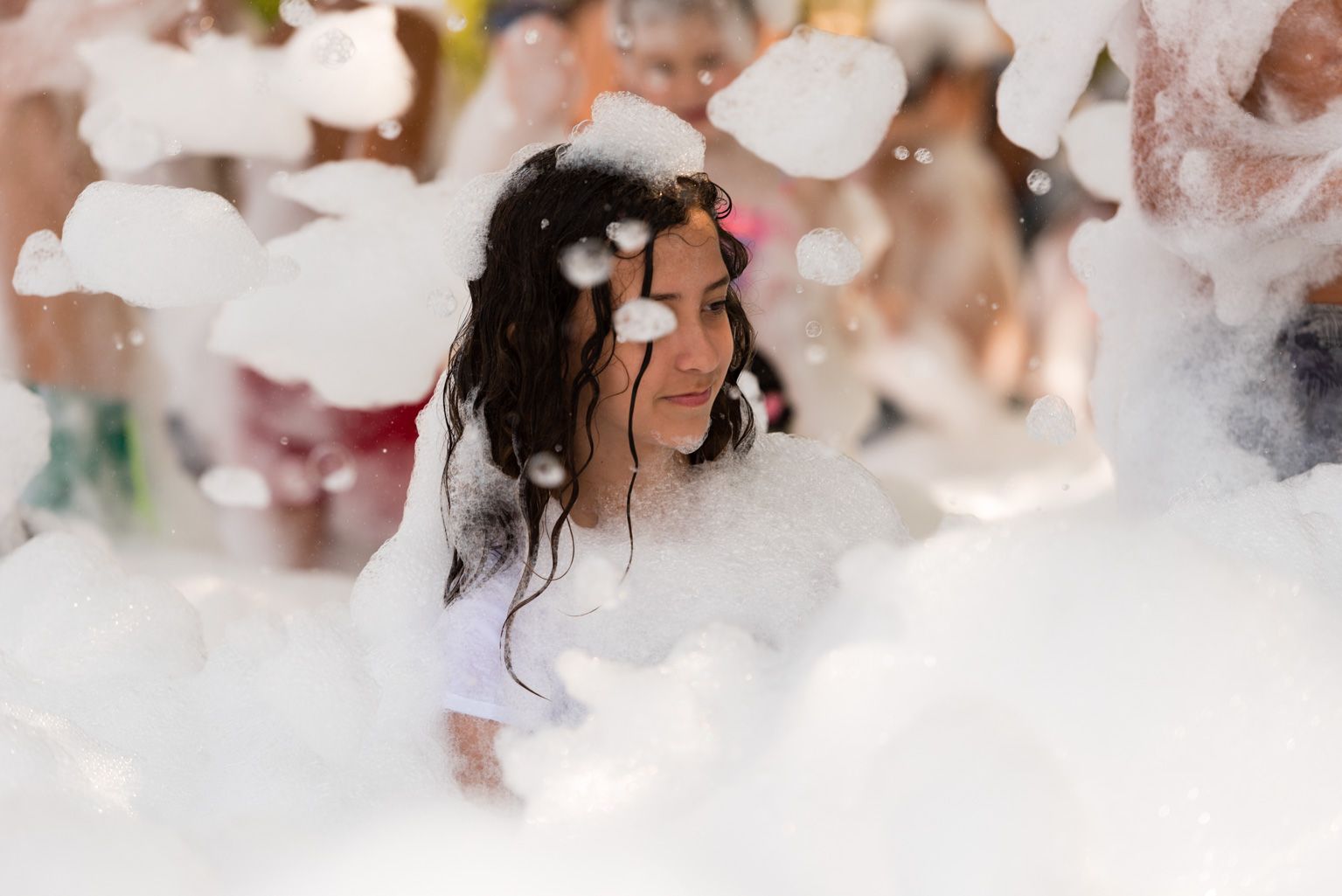 Festa Major de Mas Gener. Gran festa de l'escuma. Foto: Miguel López Mallach