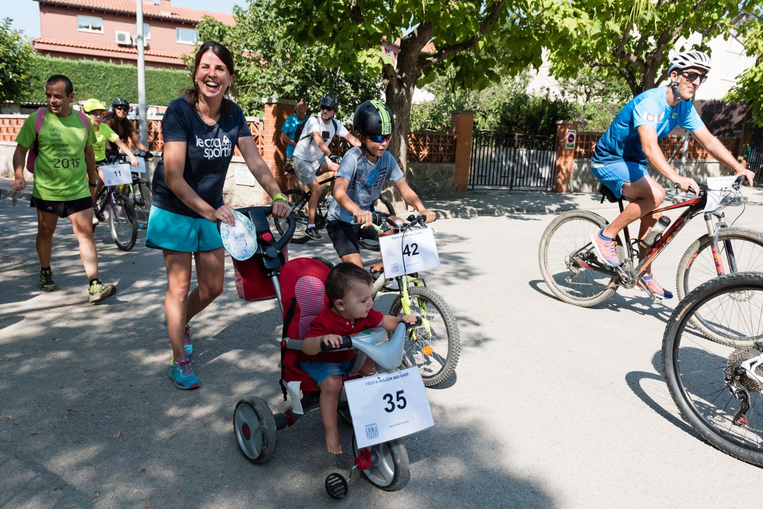 Festa Major de Mas Gener. Bicicletada popular. Foto: Miguel López Mallach