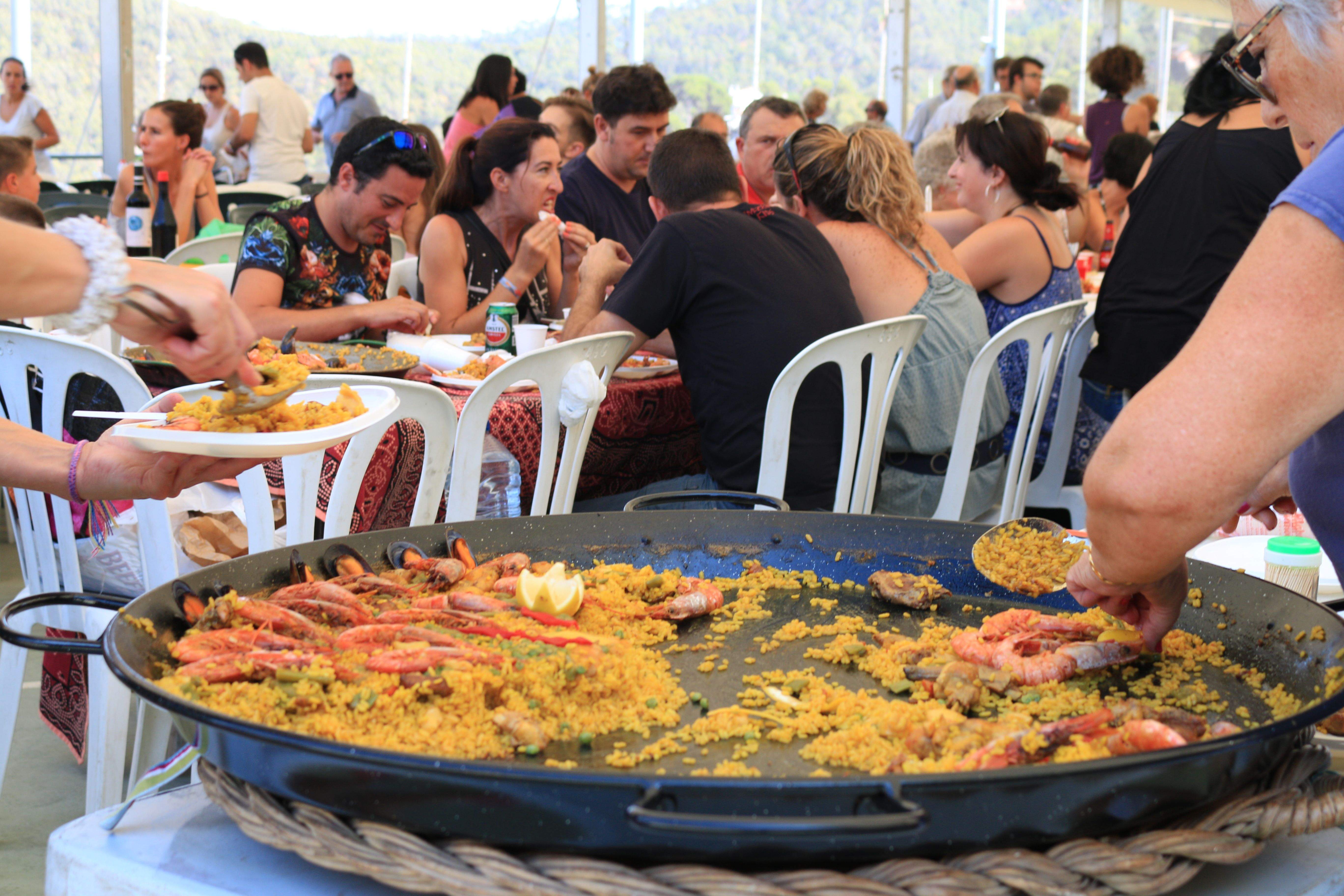Paellada de l'any 2018 a la Festa Major de les Planes. FOTO: Arxiu