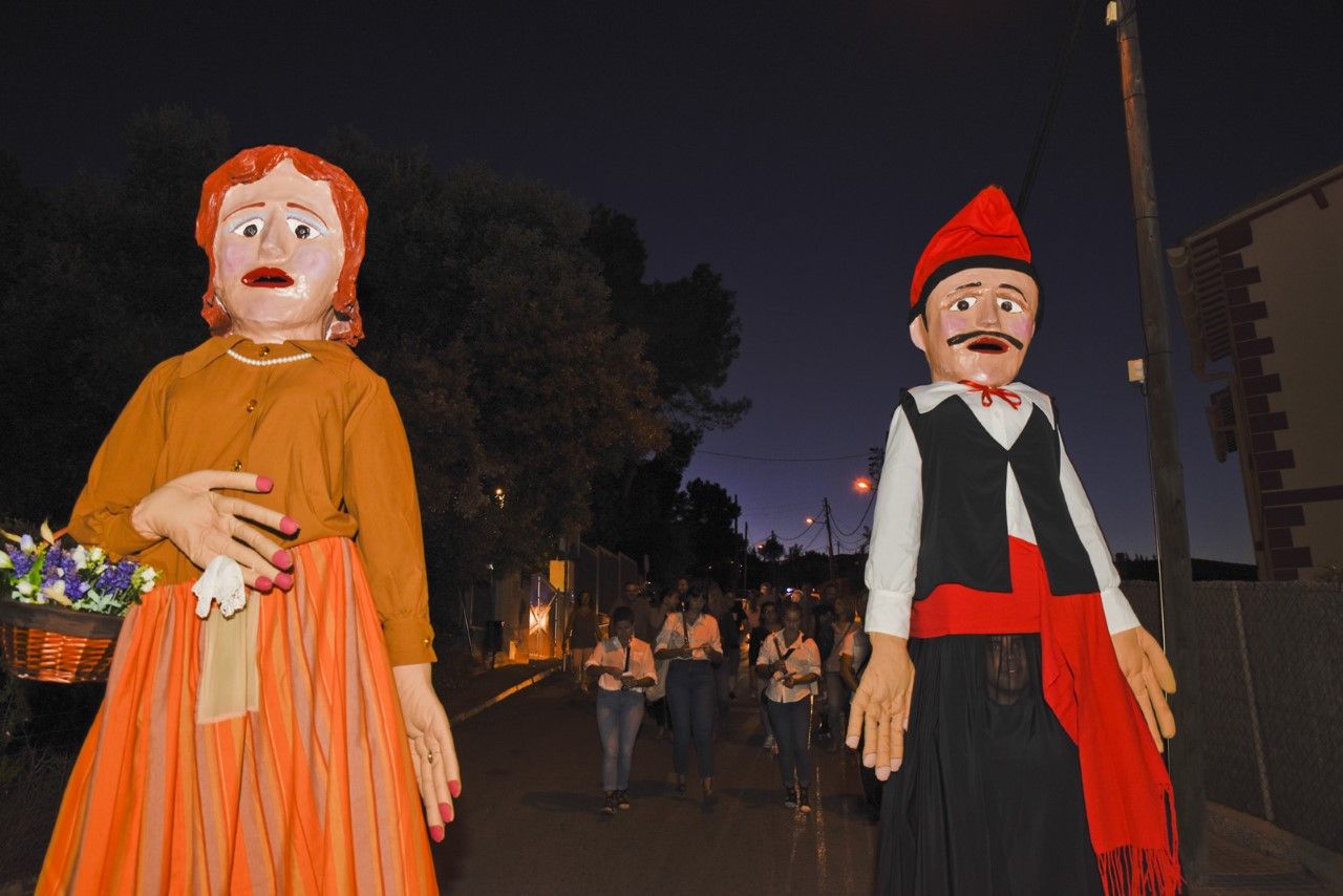 Cercavila de Festa Major a les Planes. FOTO: Bernat Millet