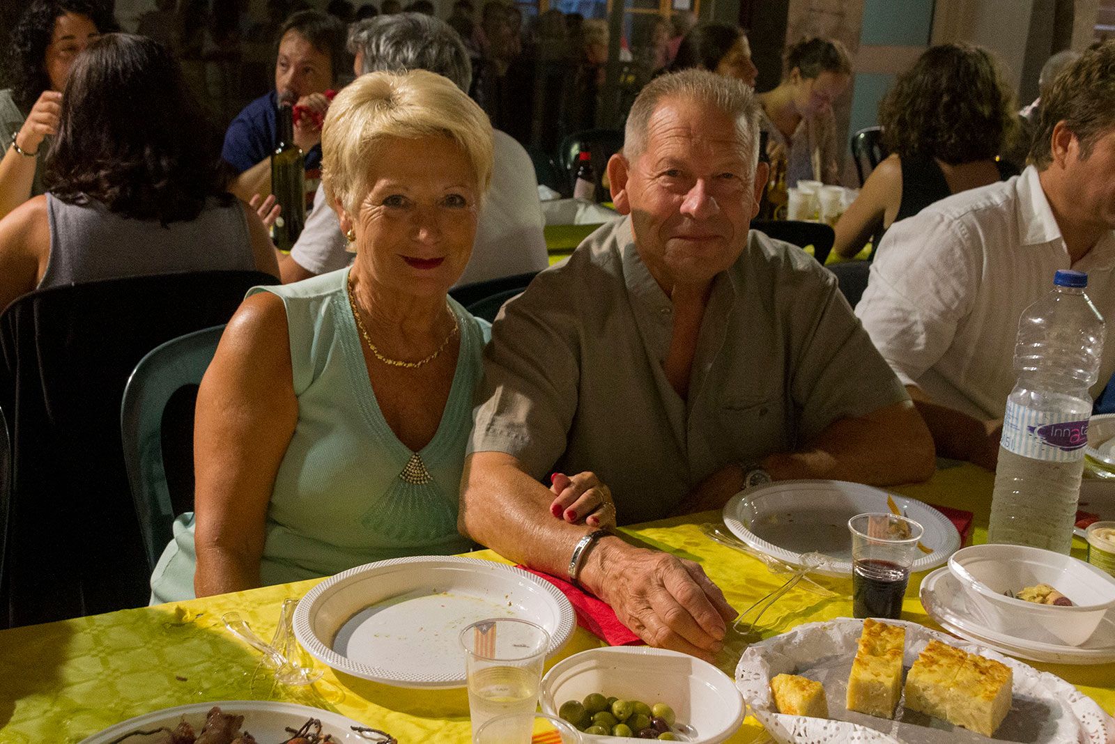 Sopar anual dels veïns i veïnes del carrer Xerric. FOTO: Paula Galván