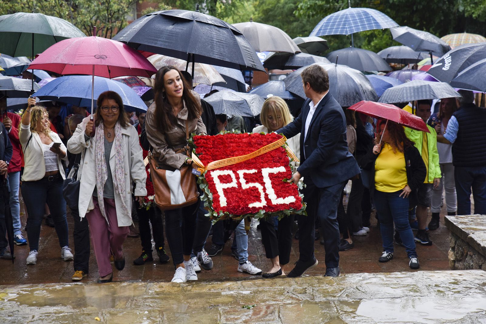 Ofrena a Rafael Casanova per la Diada Nacional Catalana de l'11 de Setembre. Foto: Bernat Millet.
