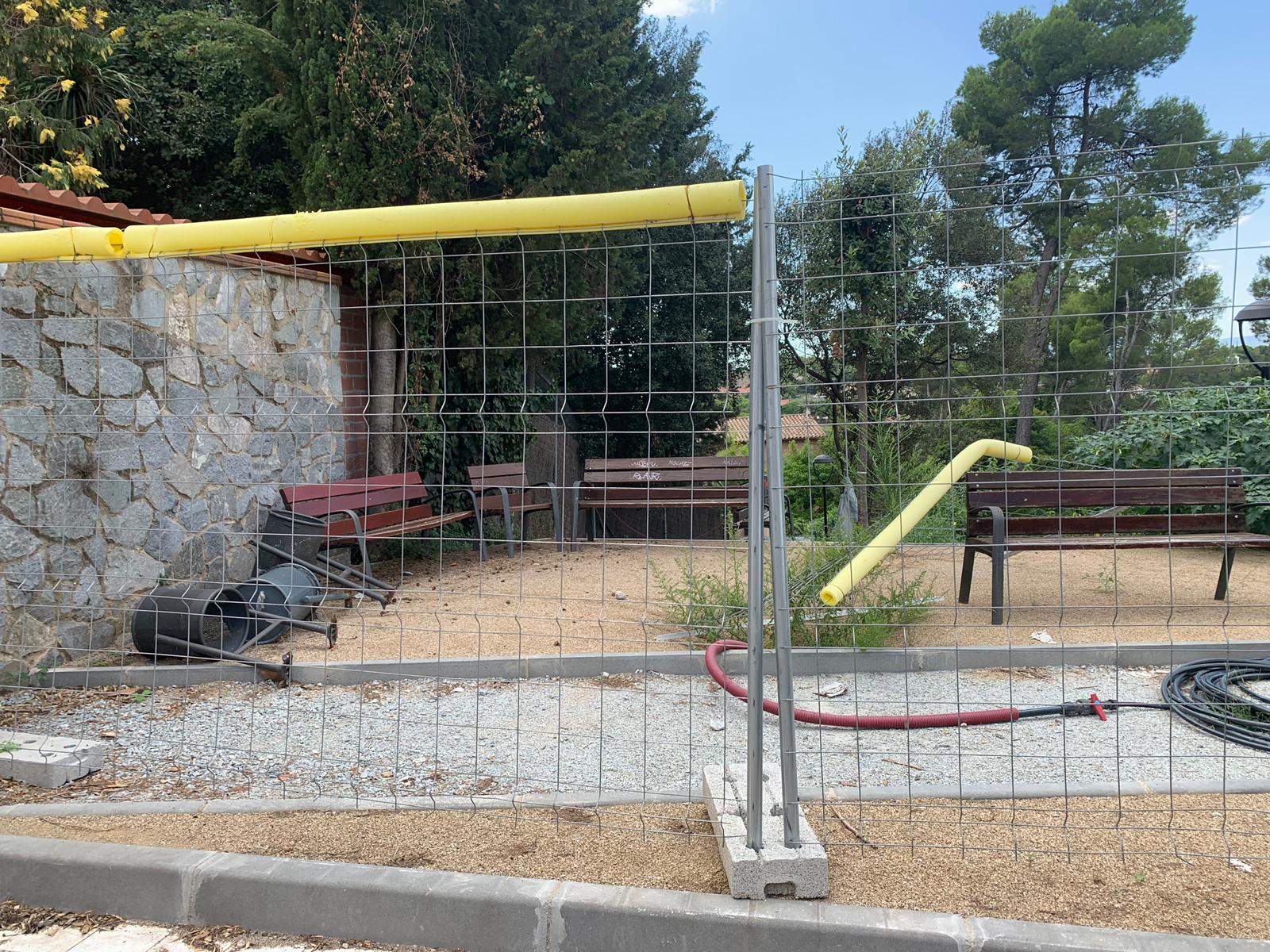 Obres aturades al Parc del Pinar. FOTO: Rosa. M. Mir