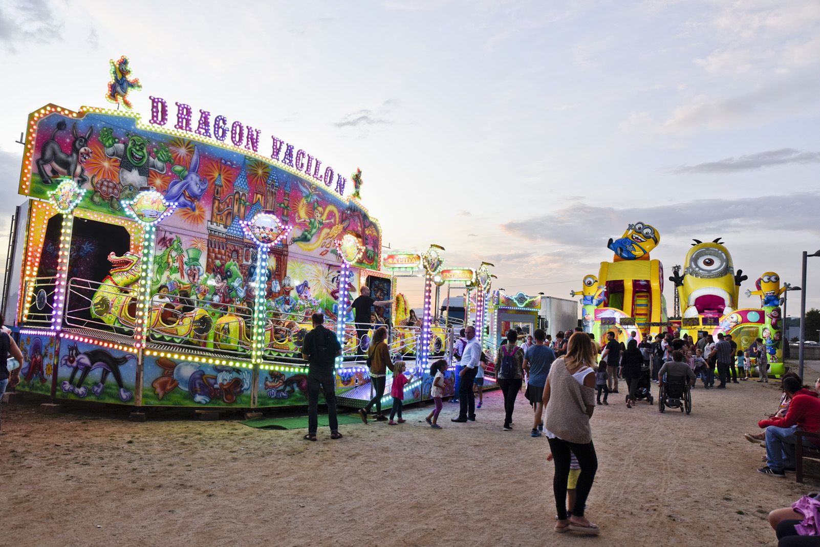 Fira d'atraccions de Festa Major de Volpelleres. Foto: Bernat Millet.