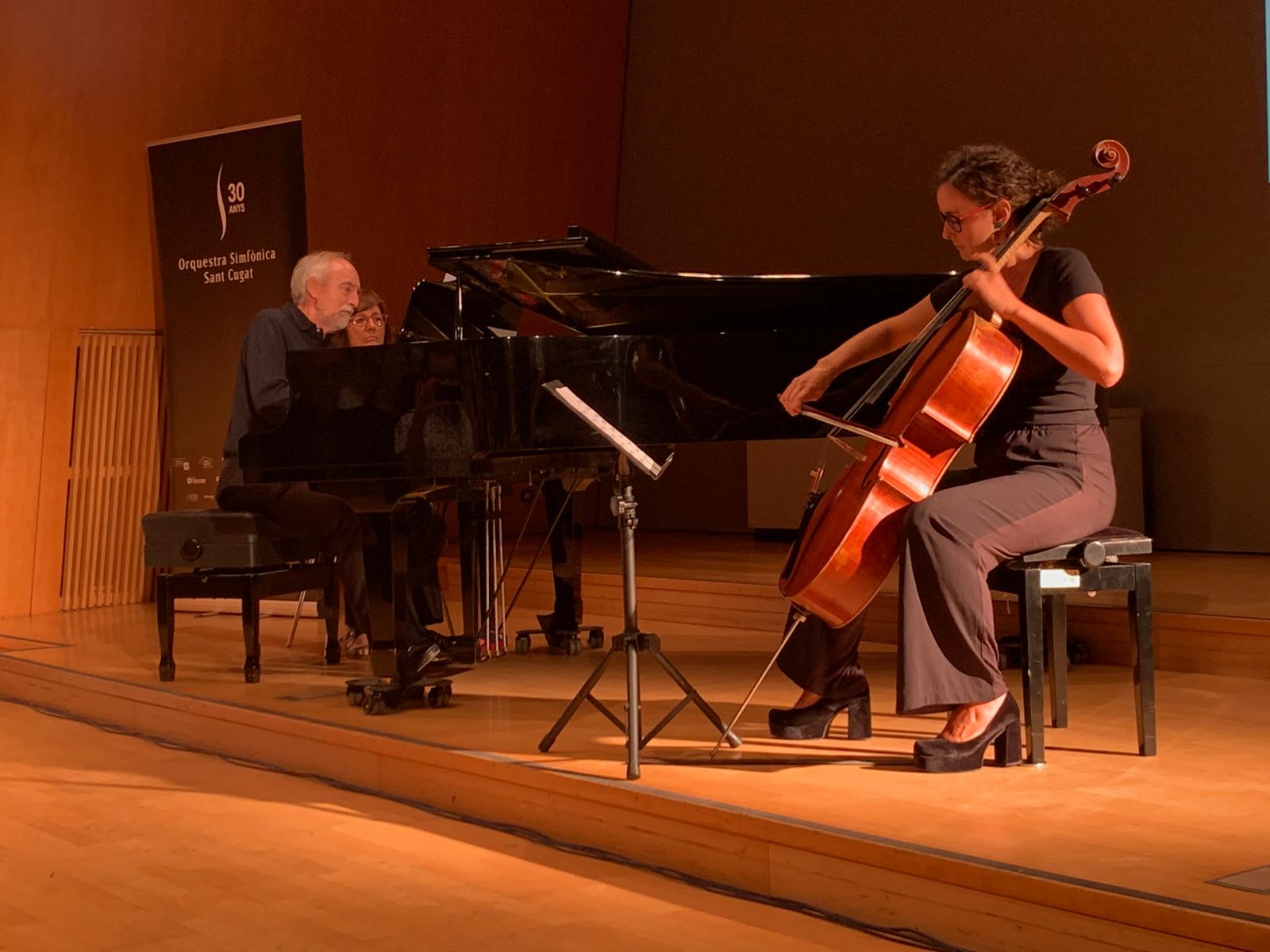 Marta Pons i Jordi Vilaprinyó han interpretat Elegia de Gabriel Fauré FOTO: Àgata Guinó 