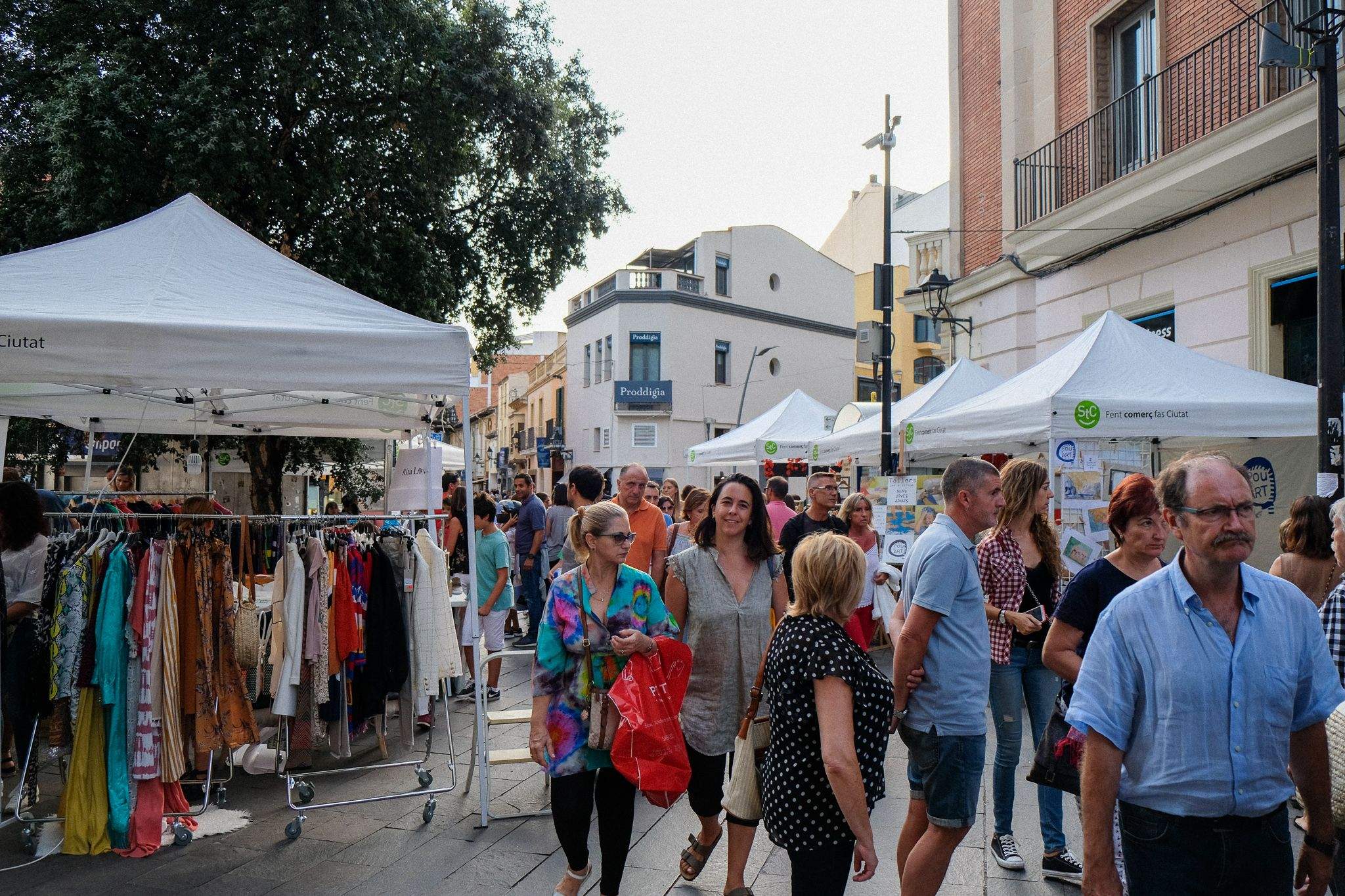 "Forastocks" a l'eix de vianants de Sant Cugat. Foto: Ale Gómez