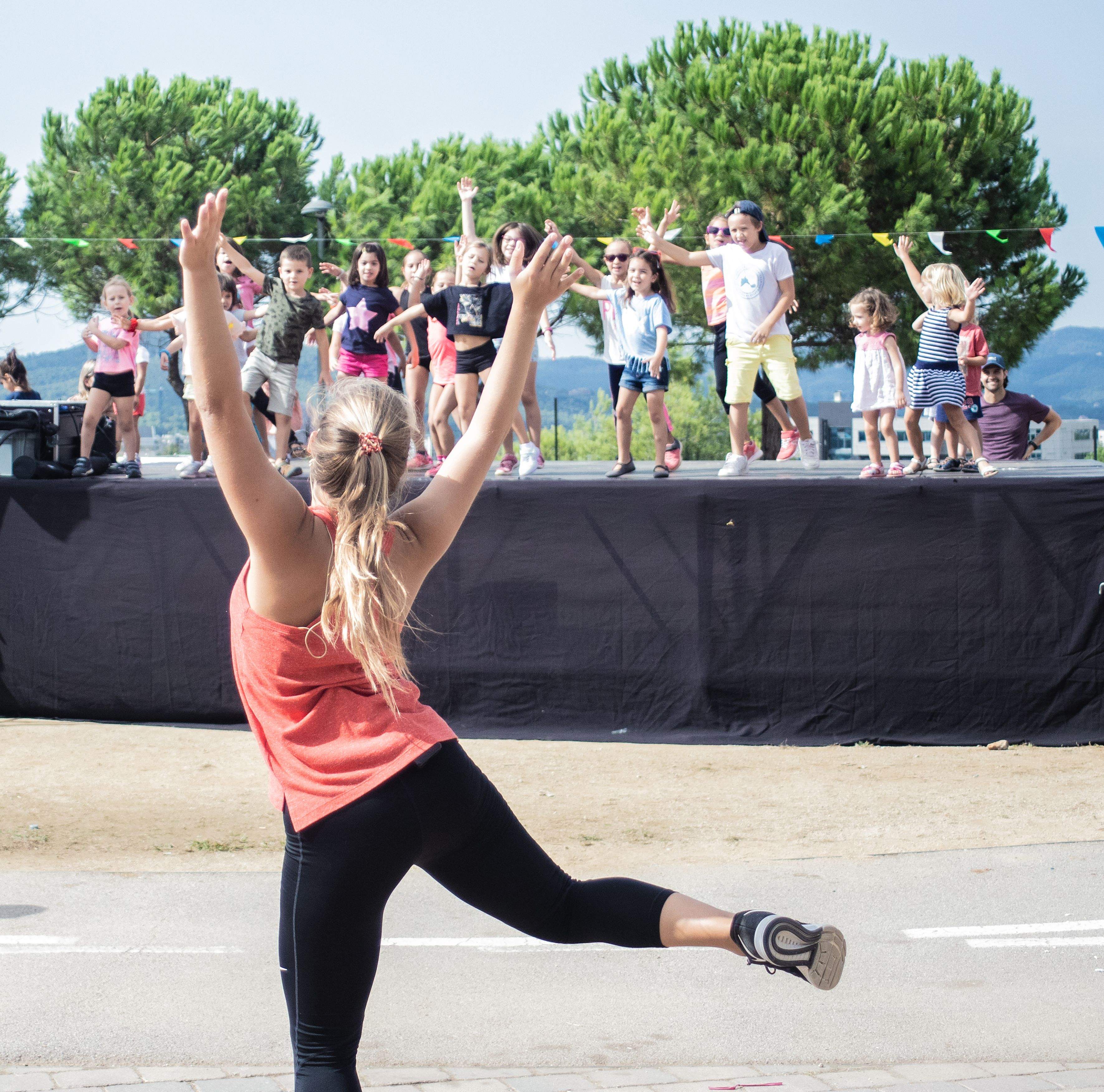 Festa Major de Volpelleres. Hip hop infantil. Foto: Adrián Gómez
