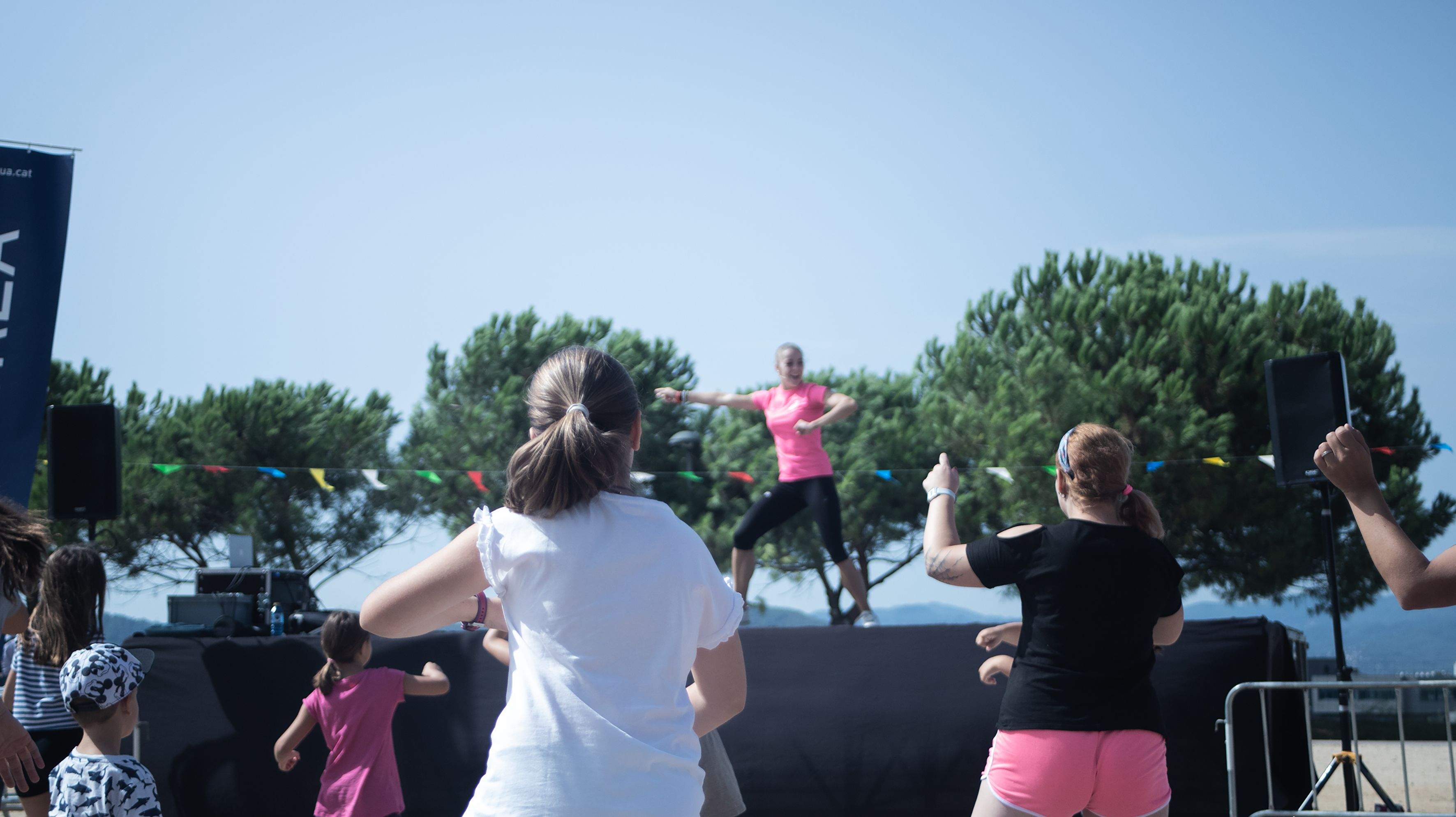 Festa Major de Volpelleres. Zumba. Foto: Adrián Gómez