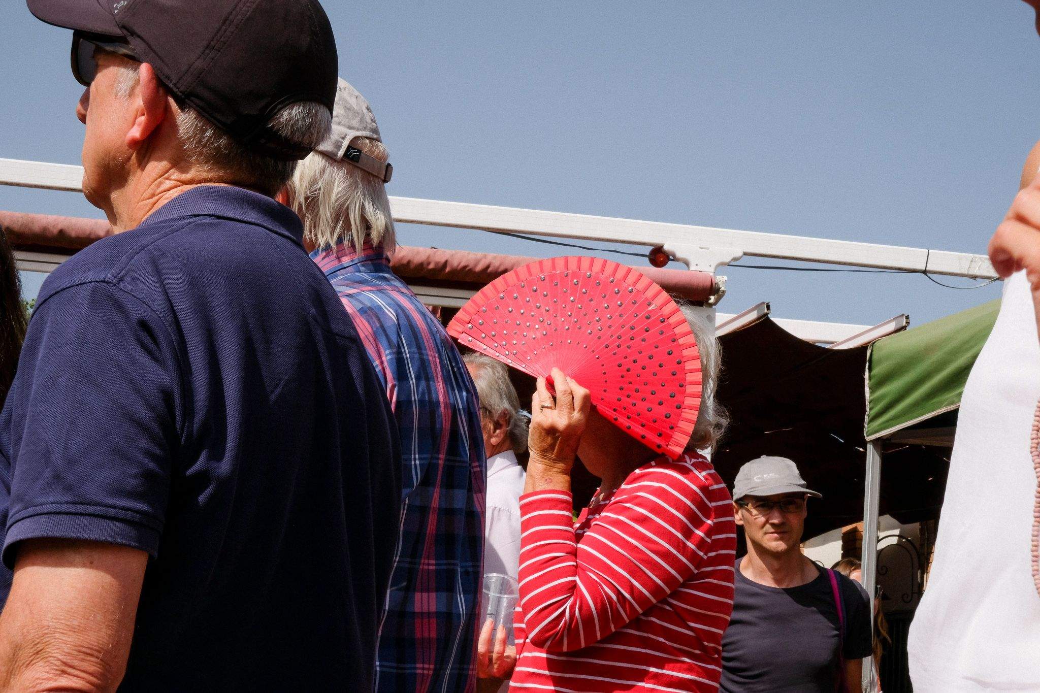 "Valldotapes" amb els castellers. Foto: Ale Gómez