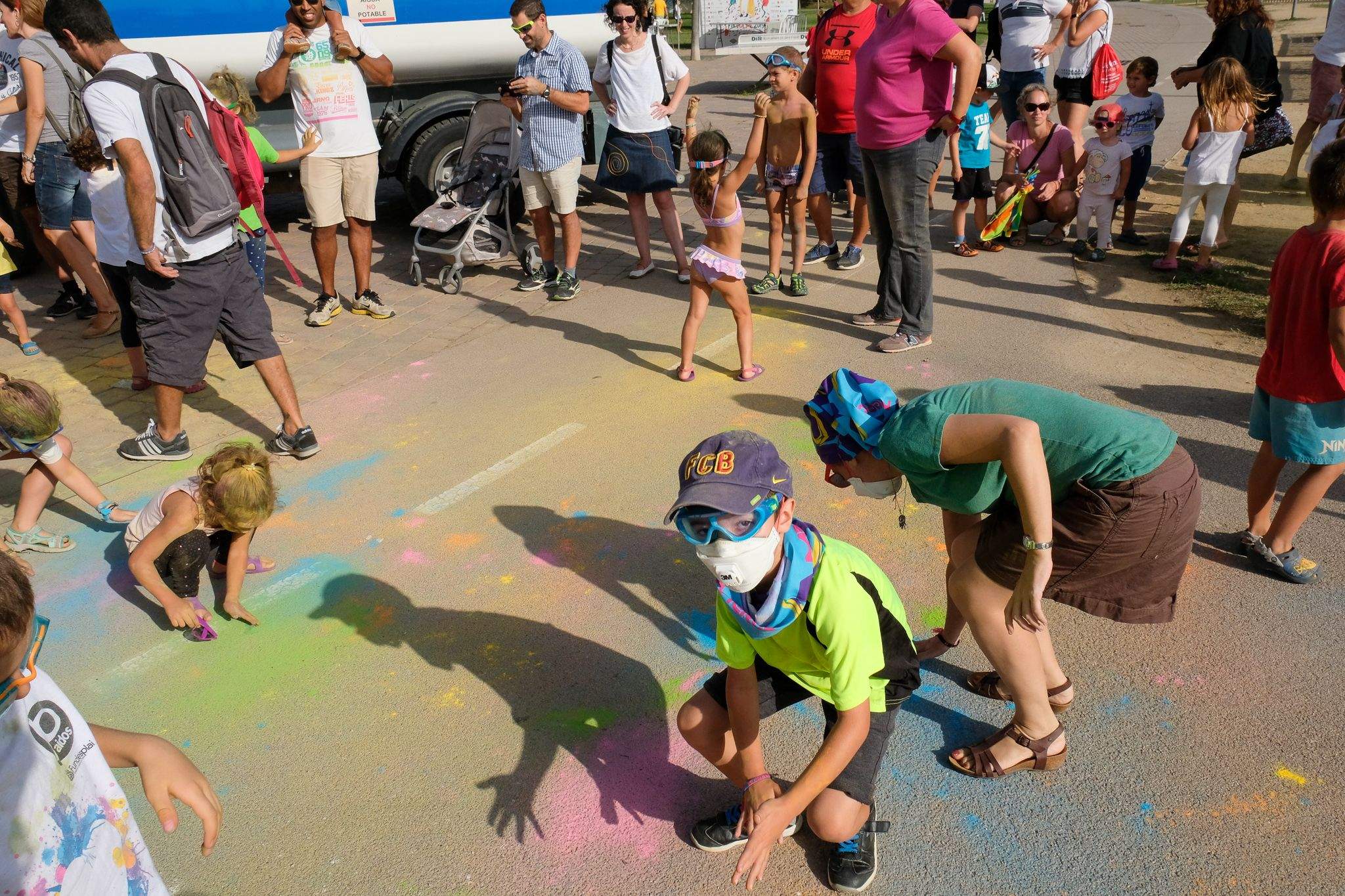 'Holi festival' a la festa Major de Volpelleres. Foto: Ale Gómez