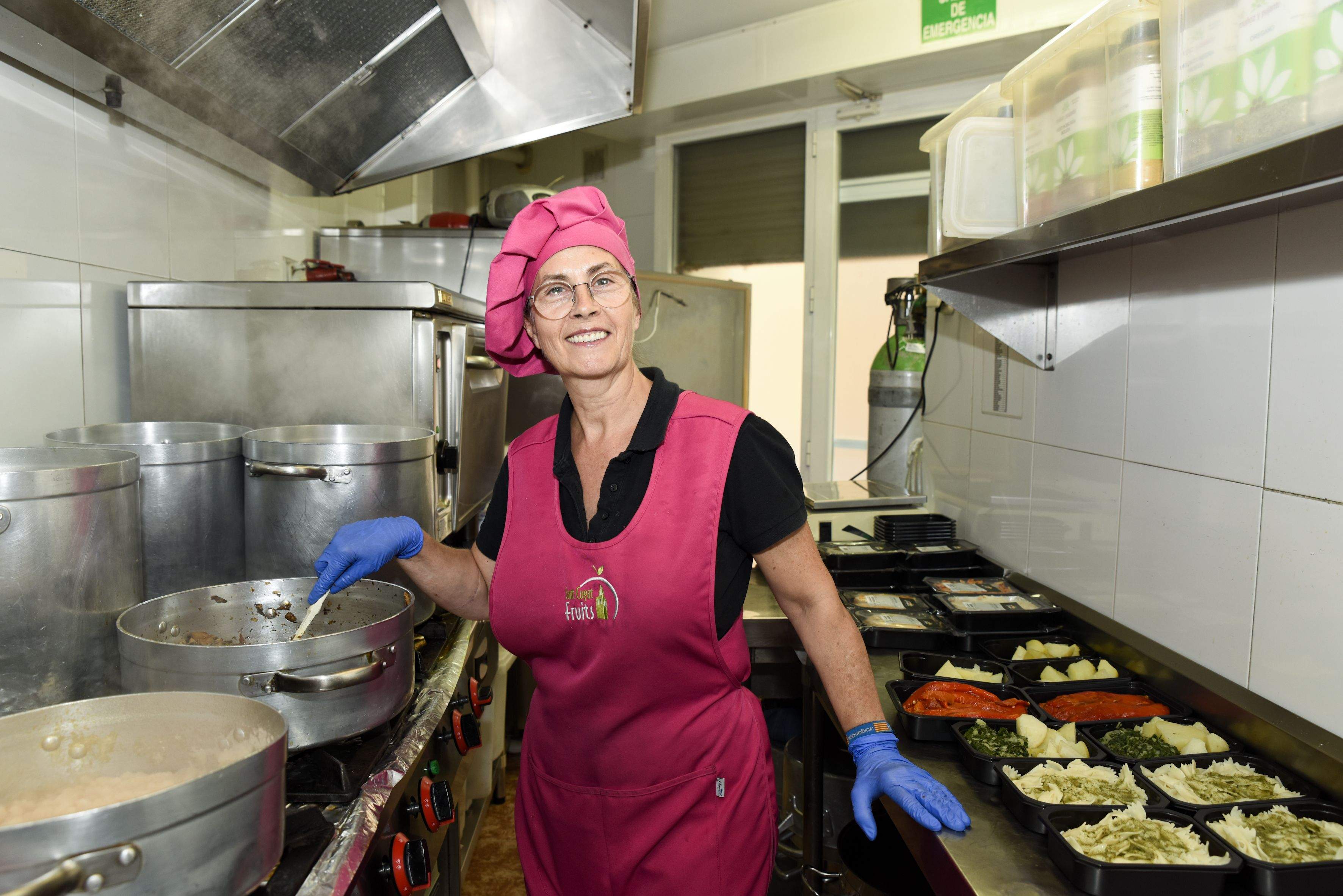 Pilar Mayoral Pont a l’obrador de Sant Cugat Fruits FOTO: Bernat Millet