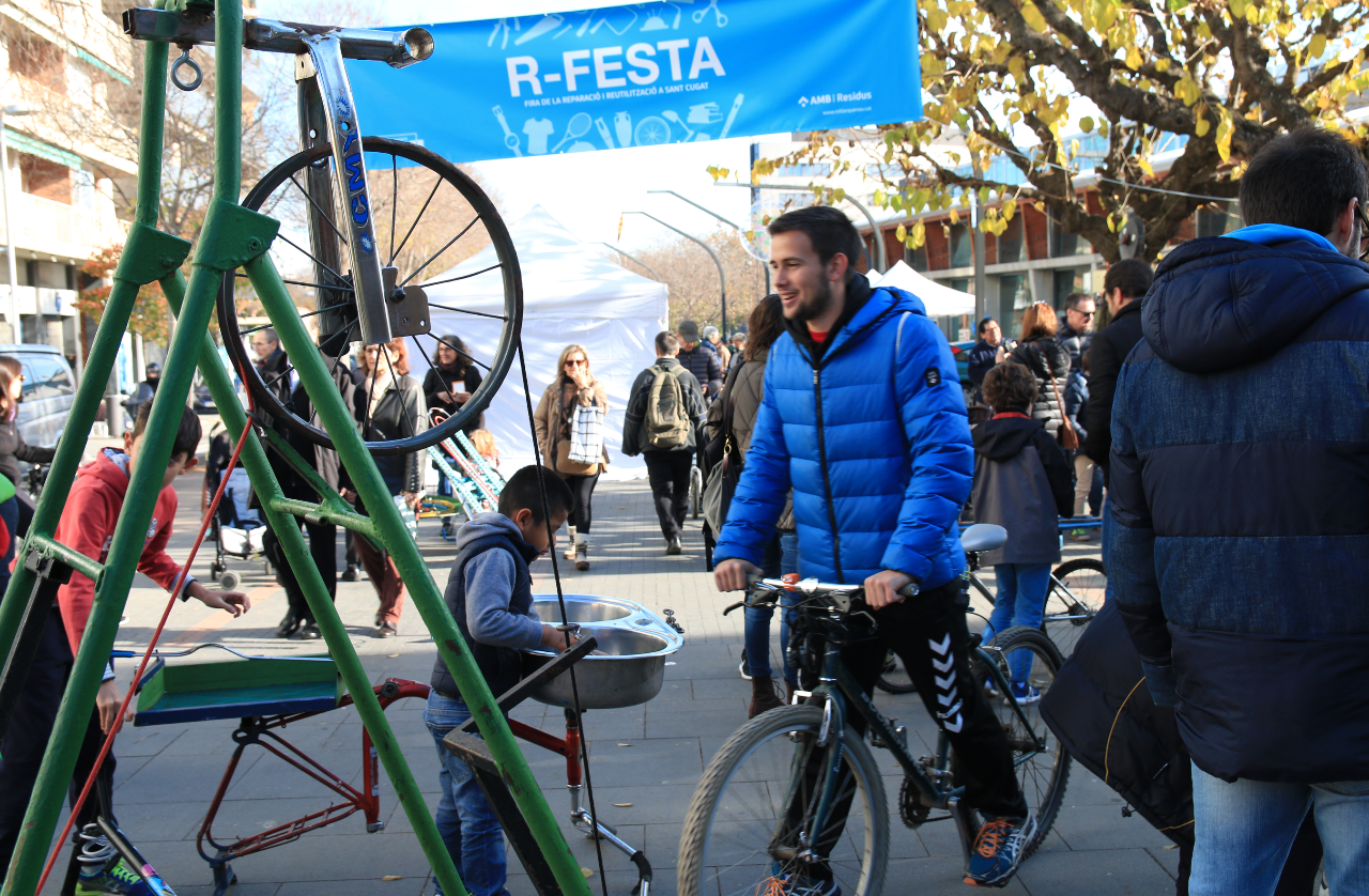 Passada edició de la R-Festa a la rambla del Celler. FOTO: Lali Álvarez