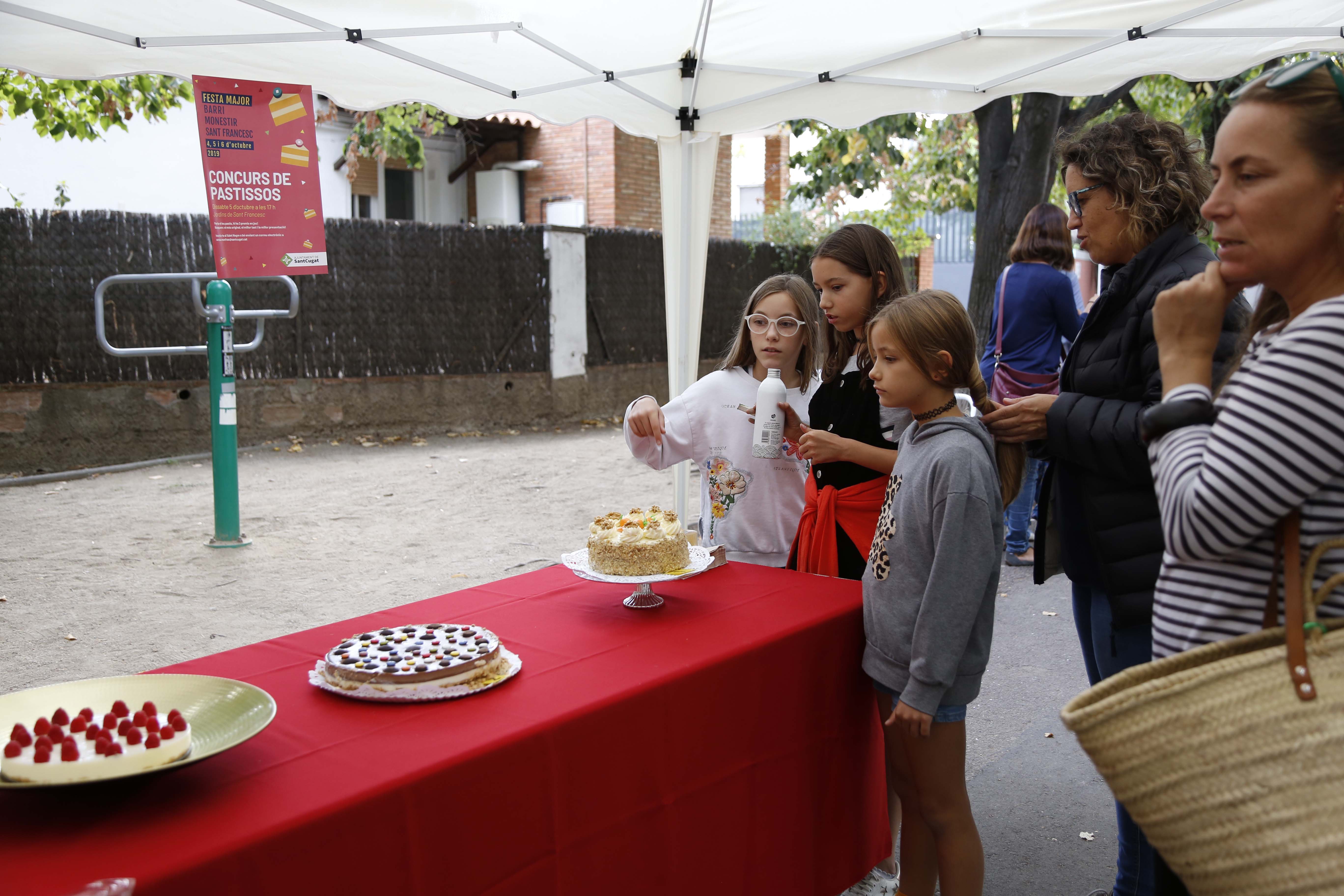 Concurs de pastissos a la Festa Major del barri del Monestir- Sant Frances 2019. FOTO: Anna Bassa