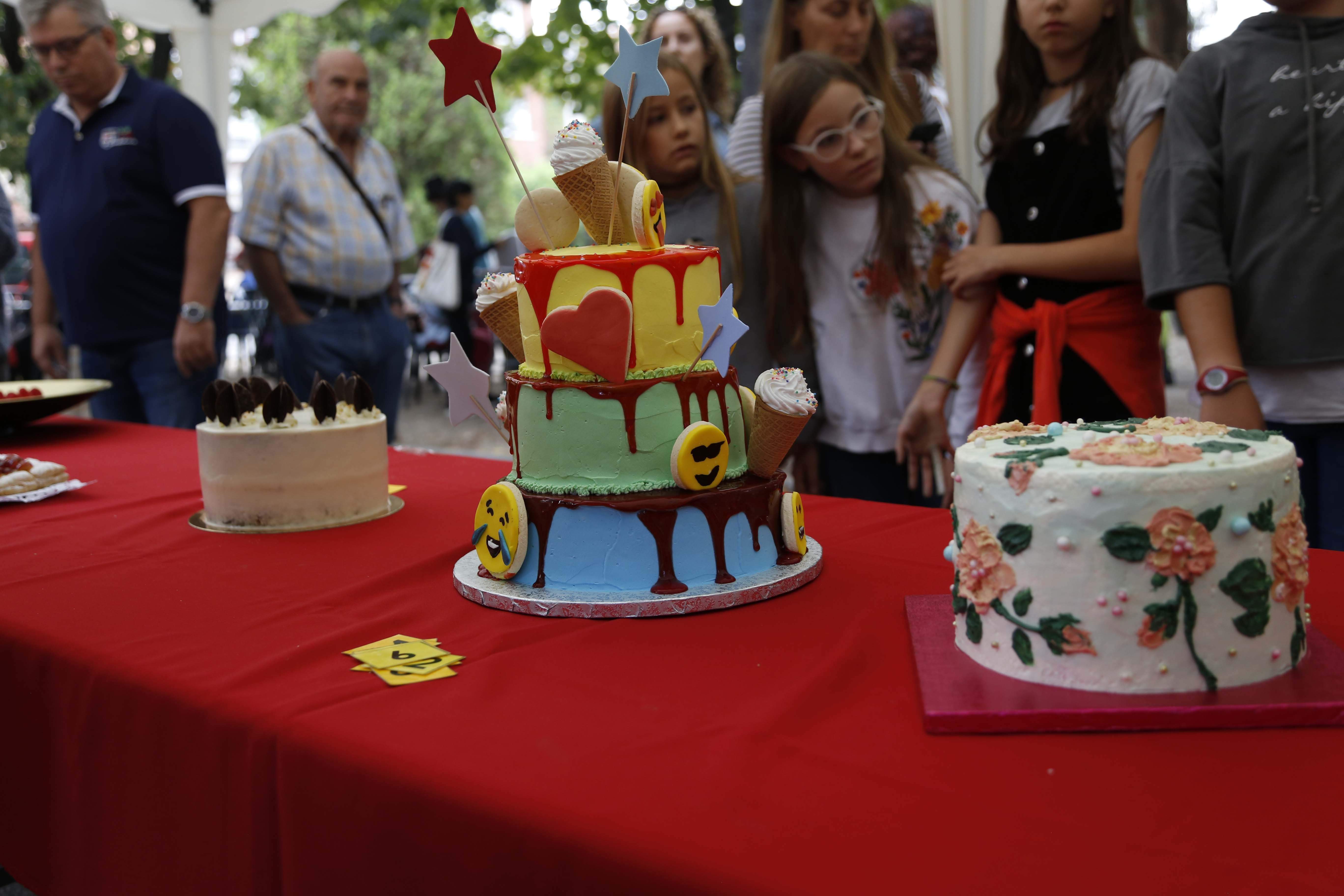 Concurs de pastissos a la Festa Major del barri del Monestir- Sant Frances 2019. FOTO: Anna Bassa