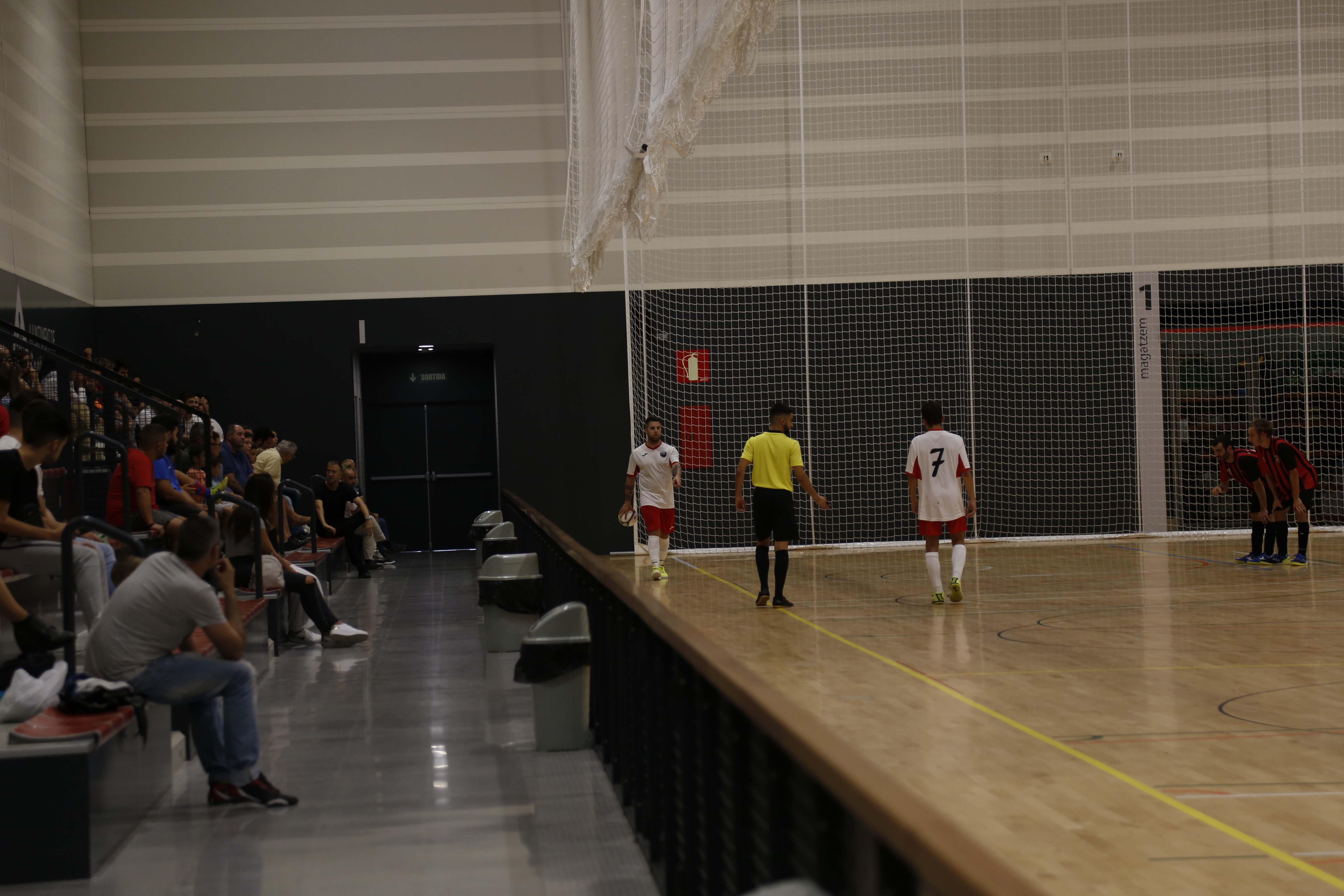 Partit de lliga futbol sala FS Sant Cugat- FS Parets. FOTO: Anna Bassa