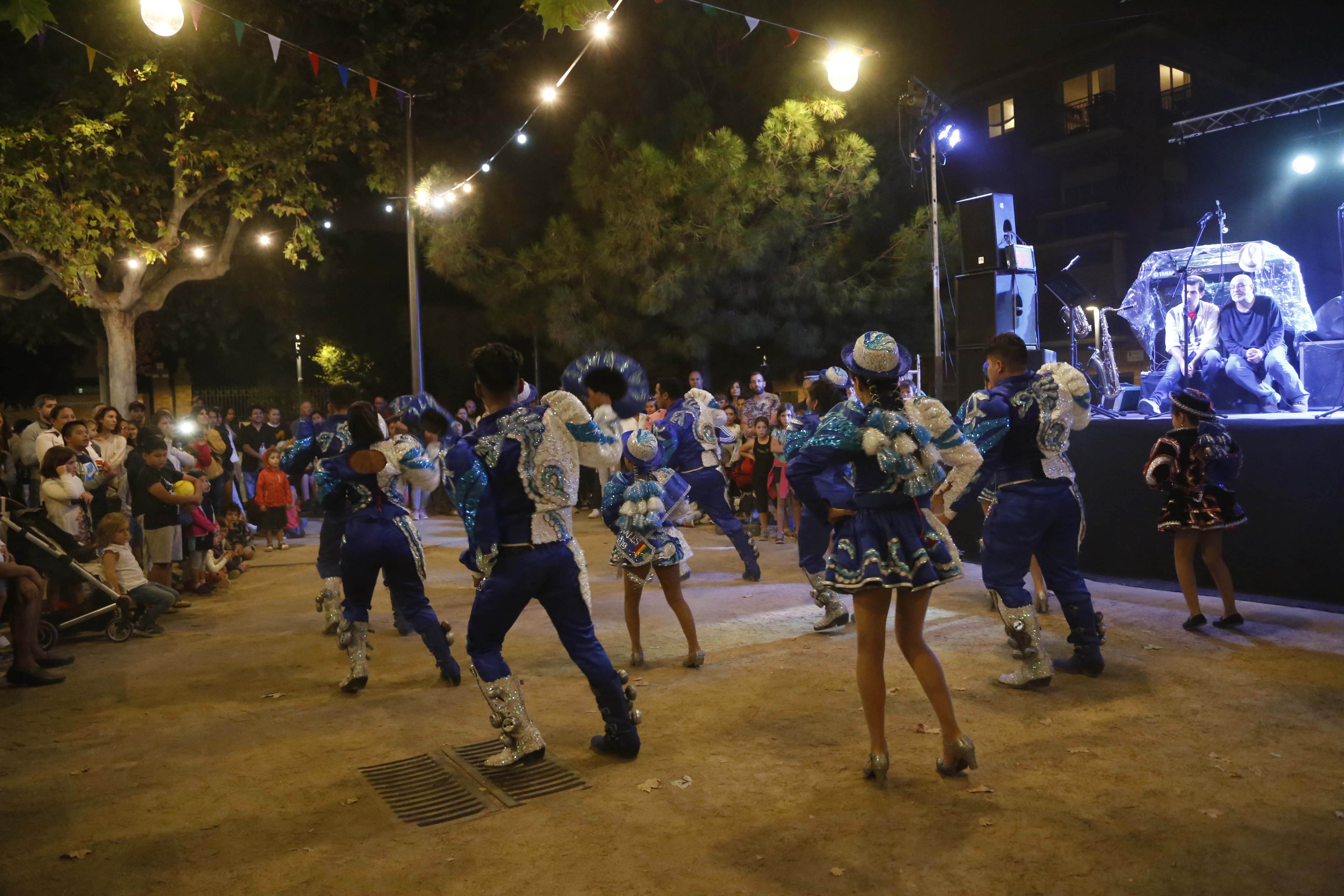 Rua boliviana amb els Caporales "La Fraternidad" de Sant Cugat. FOTO: Anna Bassa