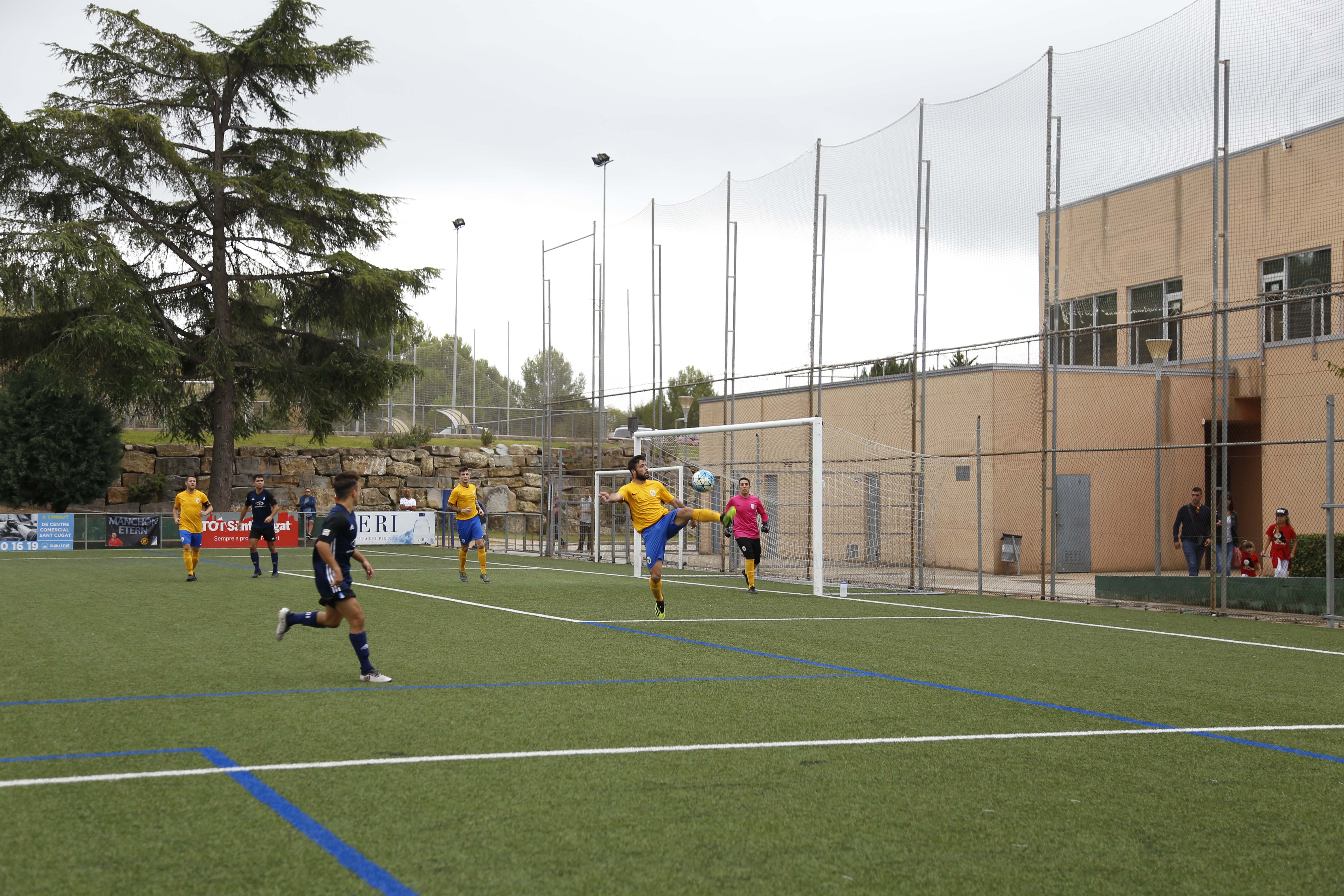 Futbol masculí. Partit de lliga. Atlètic Junior- CD Fontsanta Fatjó. FOTO: Anna Bassa