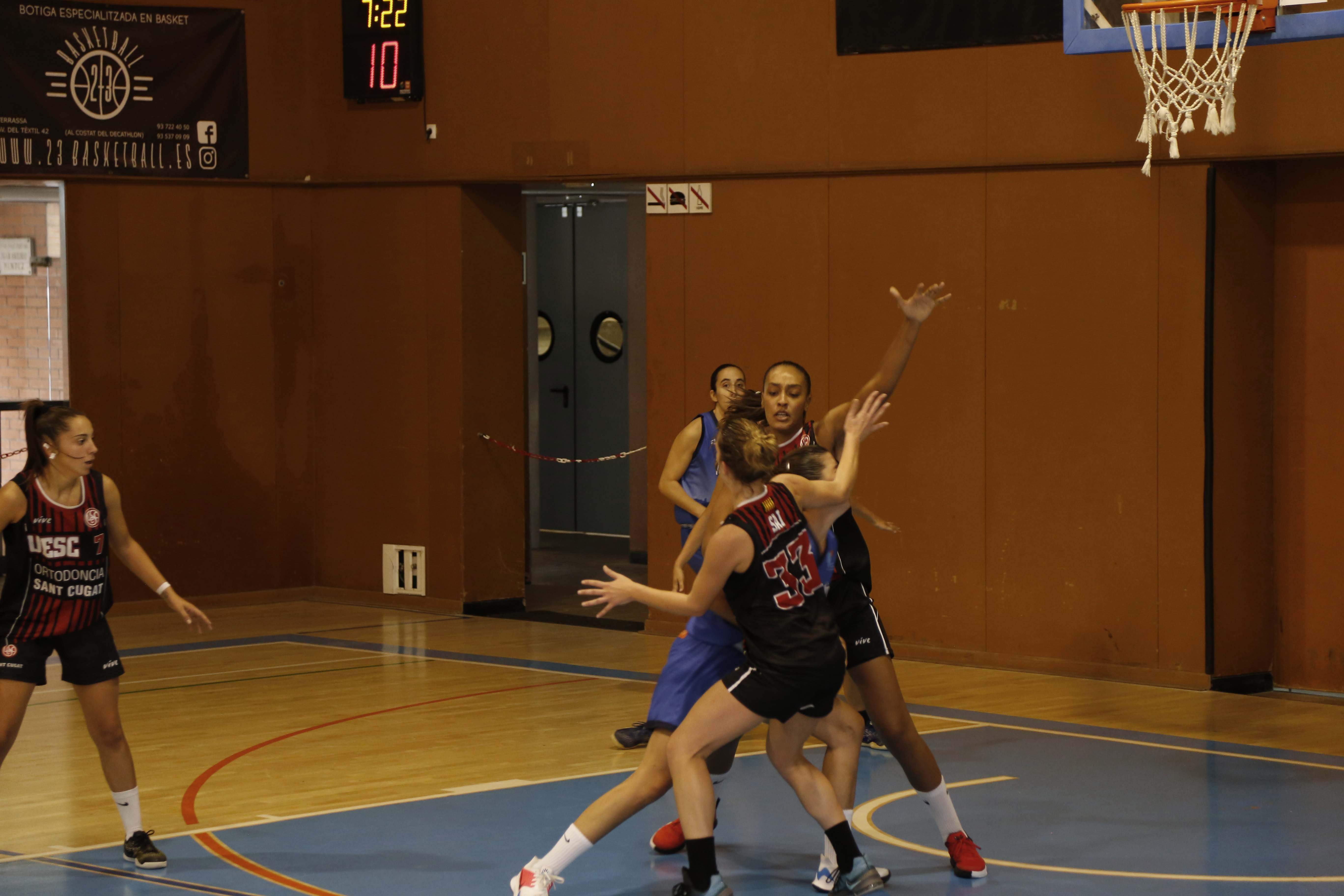 Bàsquet femení. Partit de lliga. Atlètic Junior- Cornellà. FOTO: Anna Bassa