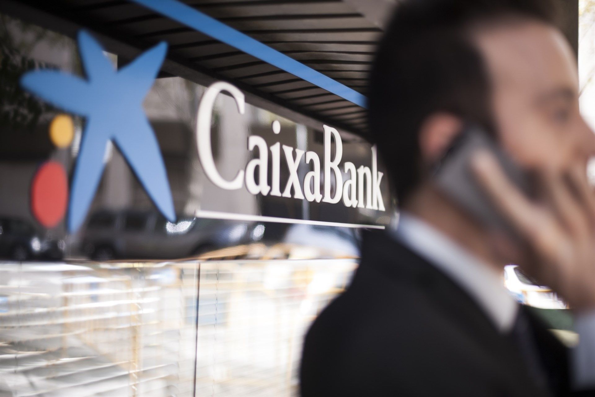 Oficina CaixaBank. FOTO: Arxiu