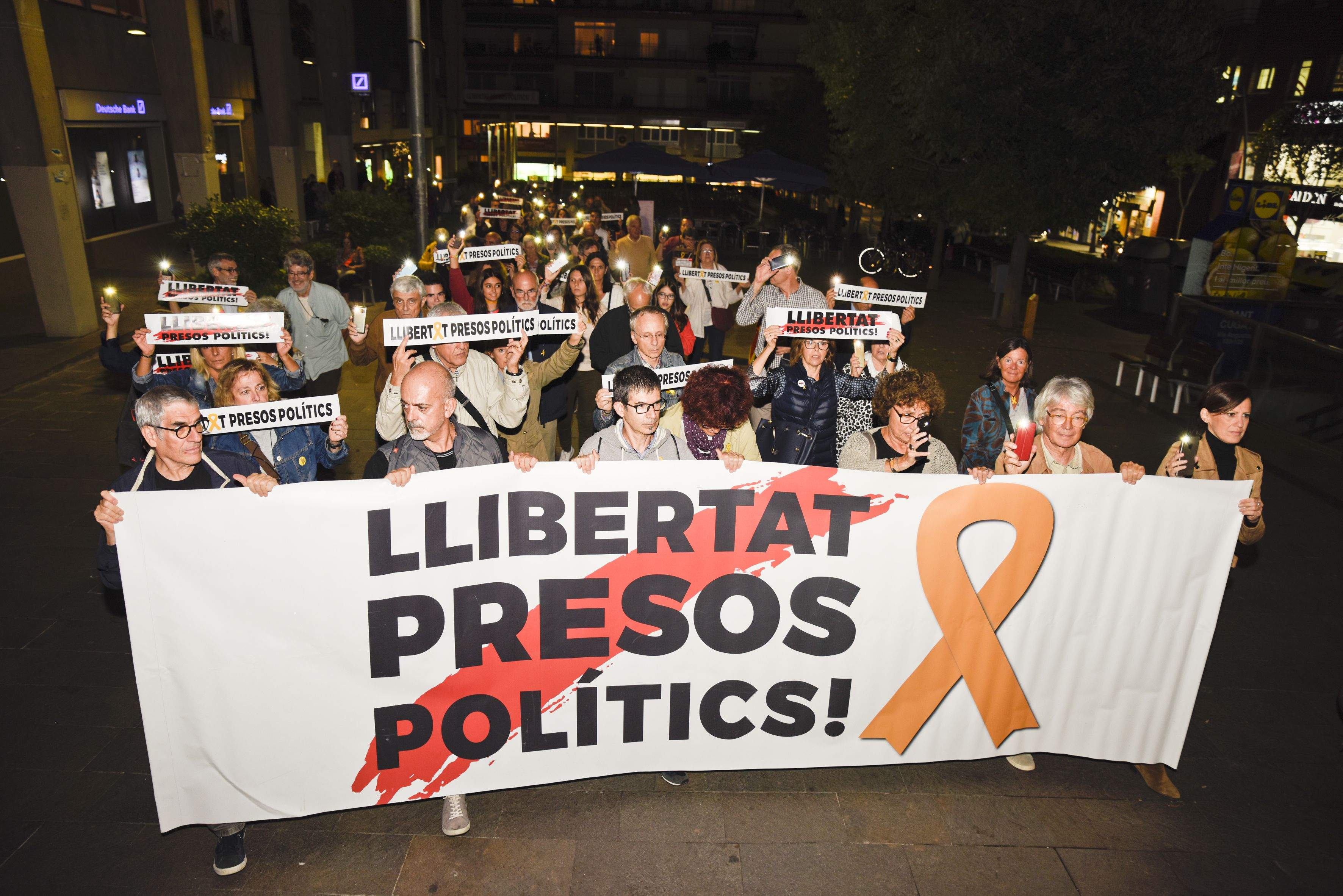 Una manifestació convocada per l'ANC de Sant Cugat