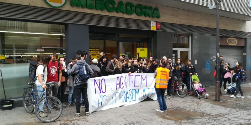 Piquet informatiu FOTO Cinta Caballé