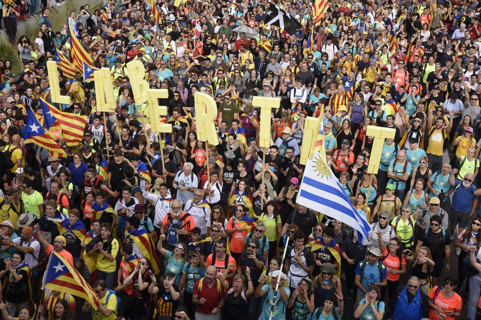 Marxa per la llibertat en resposta a la sentència del Tribunal Suprem. Foto: Bernat Millet.
