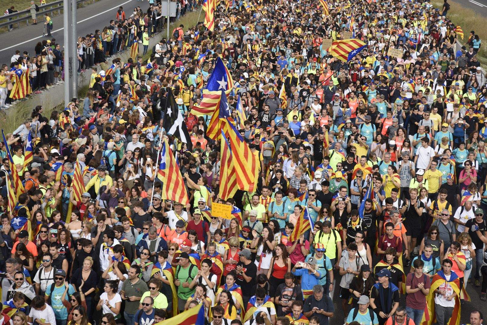 Marxa per la llibertat en resposta a la sentència del Tribunal Suprem. Foto: Bernat Millet.