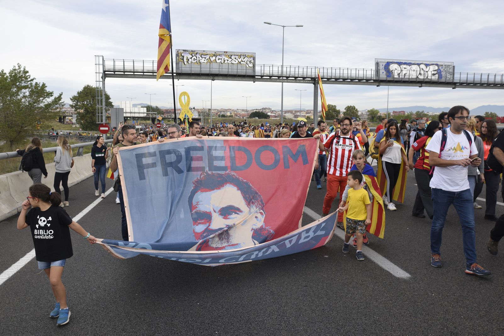 Marxa per la llibertat en resposta a la sentència del Tribunal Suprem. Foto: Bernat Millet.