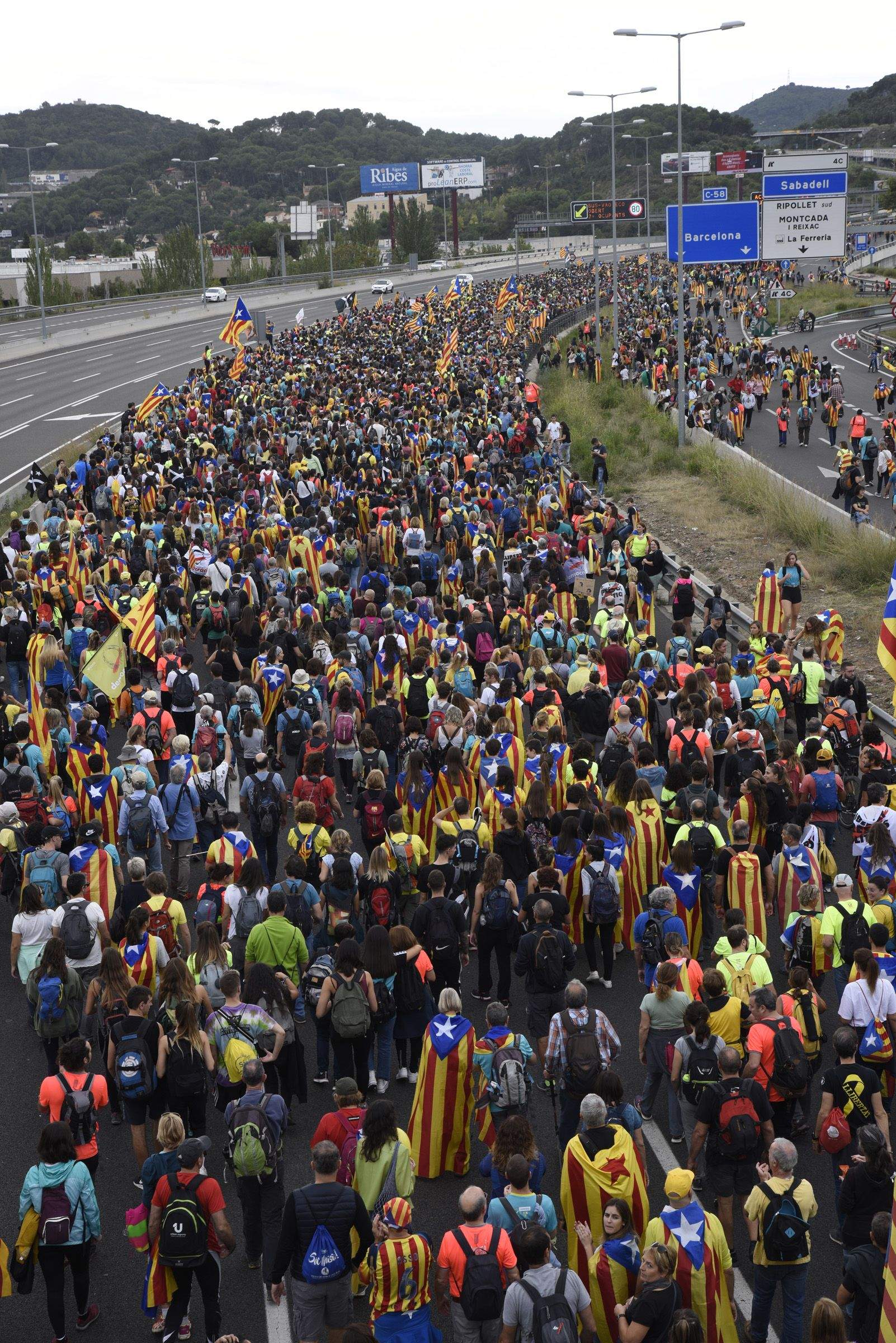 Marxa per la llibertat en resposta a la sentència del Tribunal Suprem. Foto: Bernat Millet.