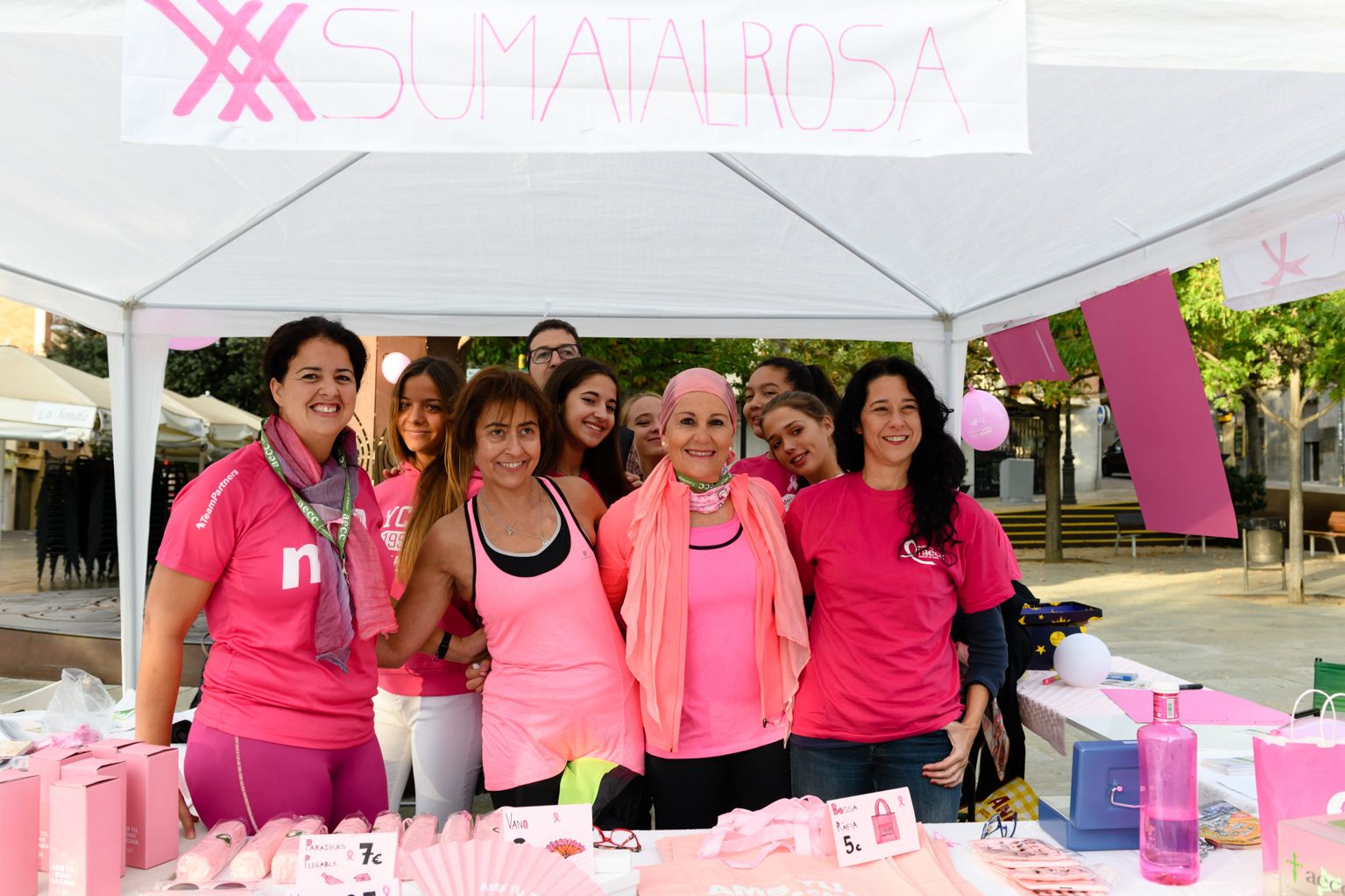 Dia del cáncer de mama caminada solidaria. Foto: Miguel López Mallach