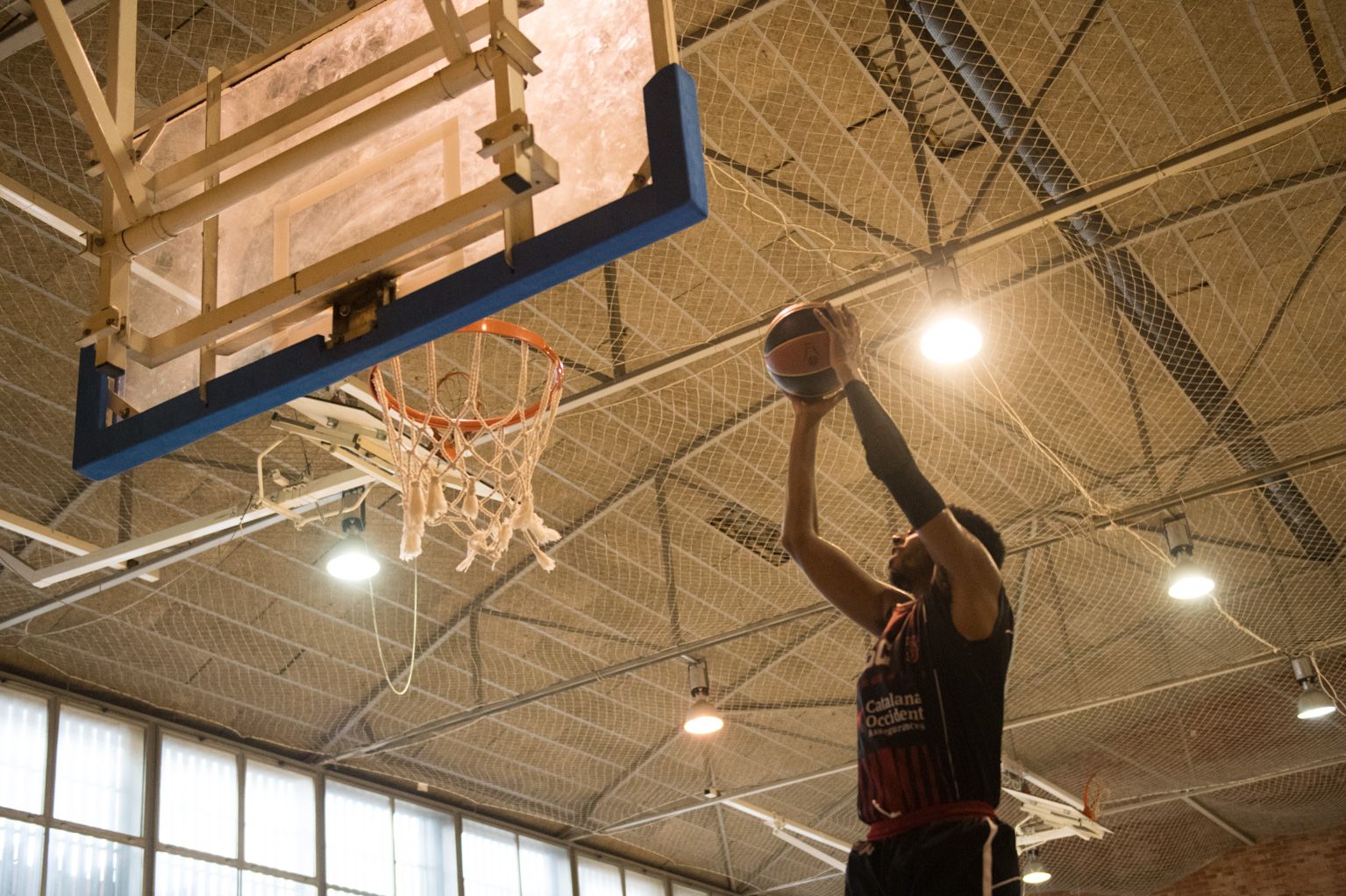 Bàsquet masculí. Partit de lliga. UE Sant Cugat FC-Bàsquet Pia Sabadell. Foto: Miguel López Mallach