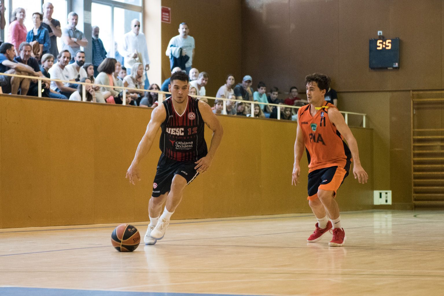 Bàsquet masculí. Partit de lliga. UE Sant Cugat FC-Bàsquet Pia Sabadell. Foto: Miguel López Mallach