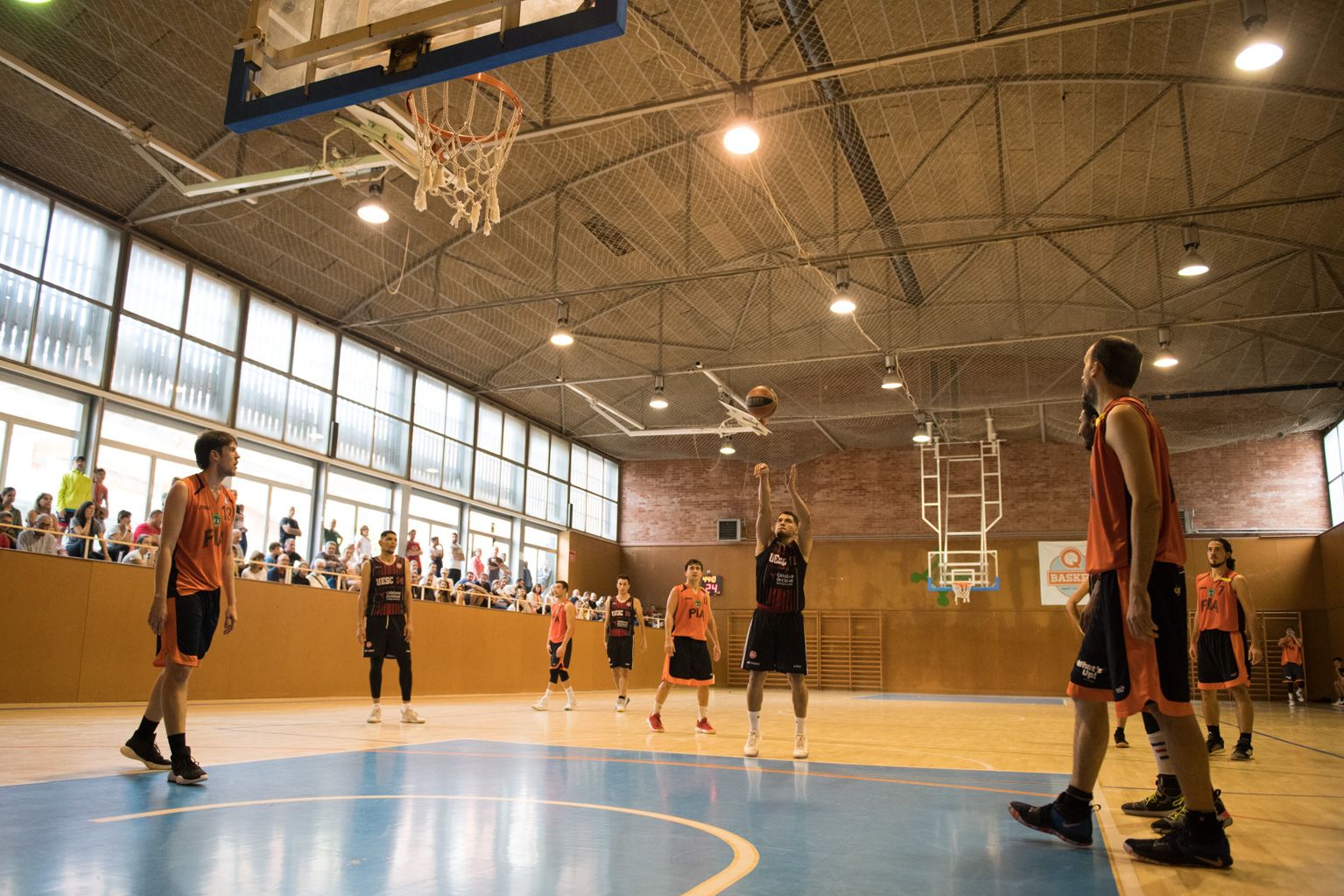 Bàsquet masculí. Partit de lliga. UE Sant Cugat FC-Bàsquet Pia Sabadell. Foto: Miguel López Mallach