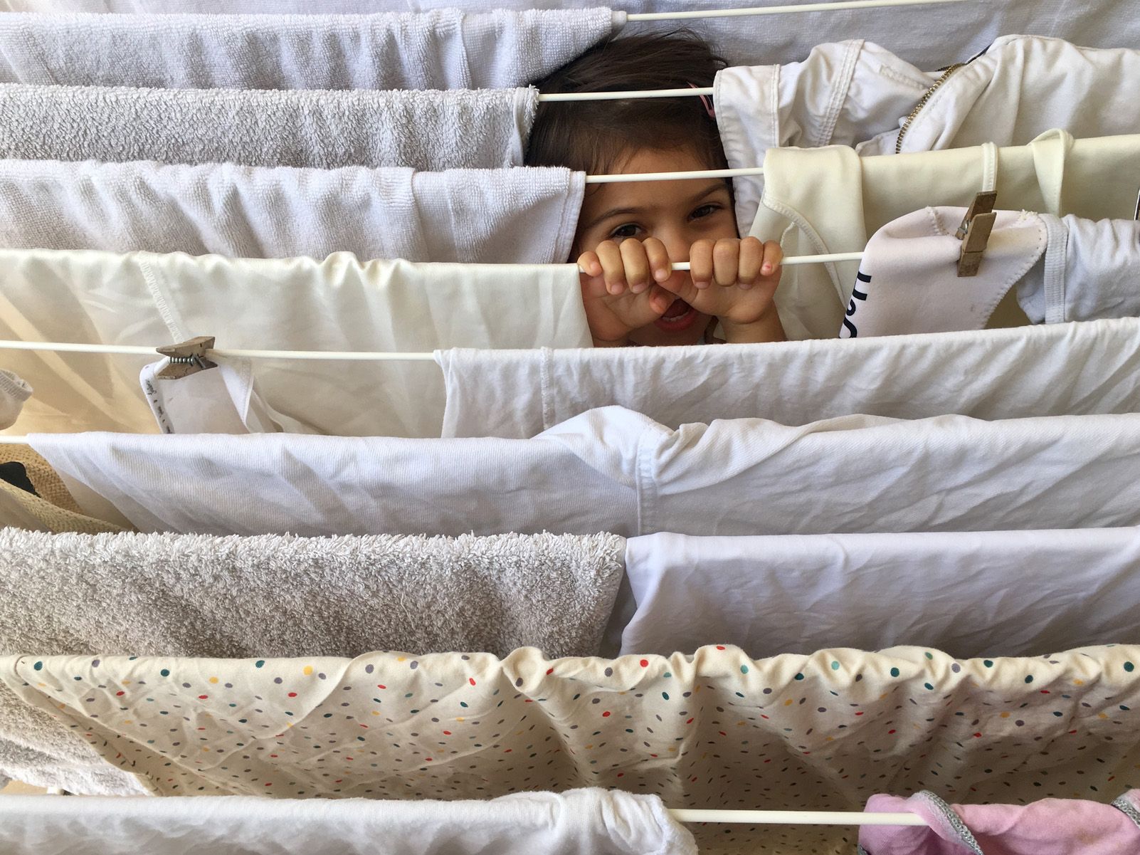 1r Premi Lleure: "Ssssst! Hi ha roba estesa" a Sant Cugat del Vallés. Foto: Roser Santonja Guilén.