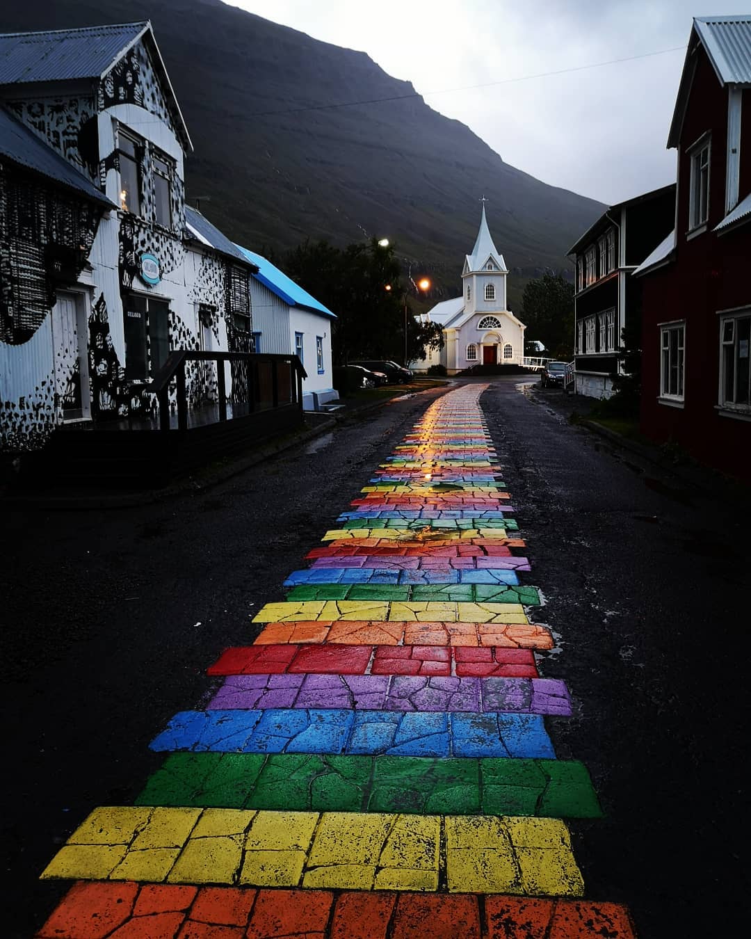 agsazr   Camí de colors i diversitat