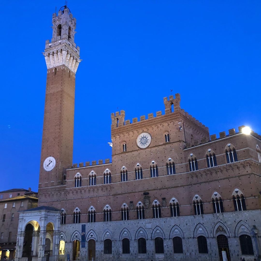joansolerman   #siena #tuscany
