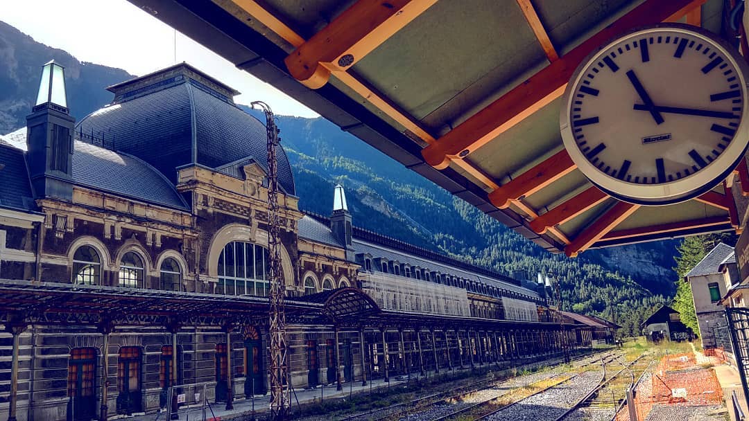 krlosss   #enbreuarribarà #waiting #yatarda