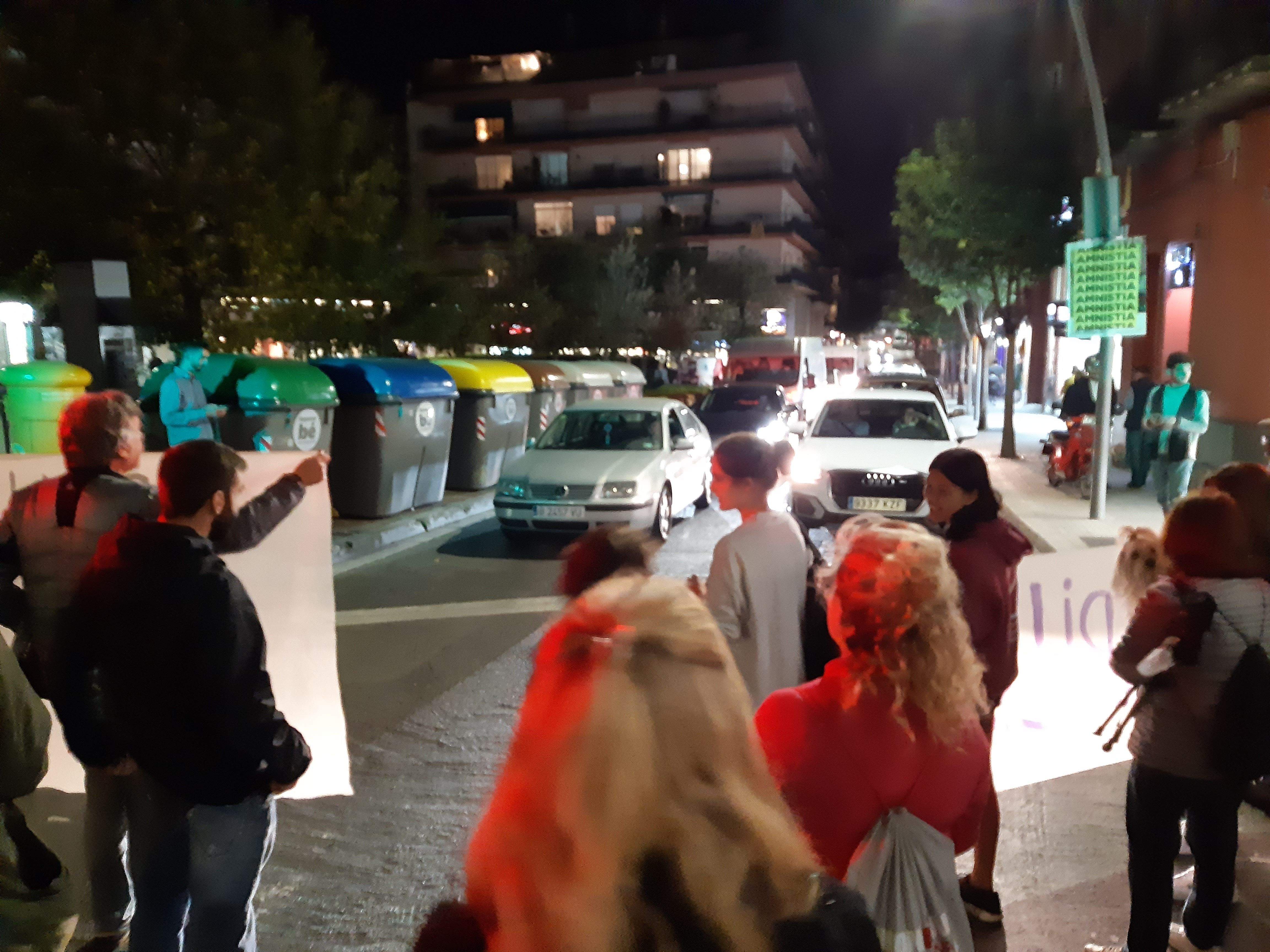 Tall del CDR de Sant Cugat a l'avinguda de Rius i Taulet. FOTO: Ferran Mitjà