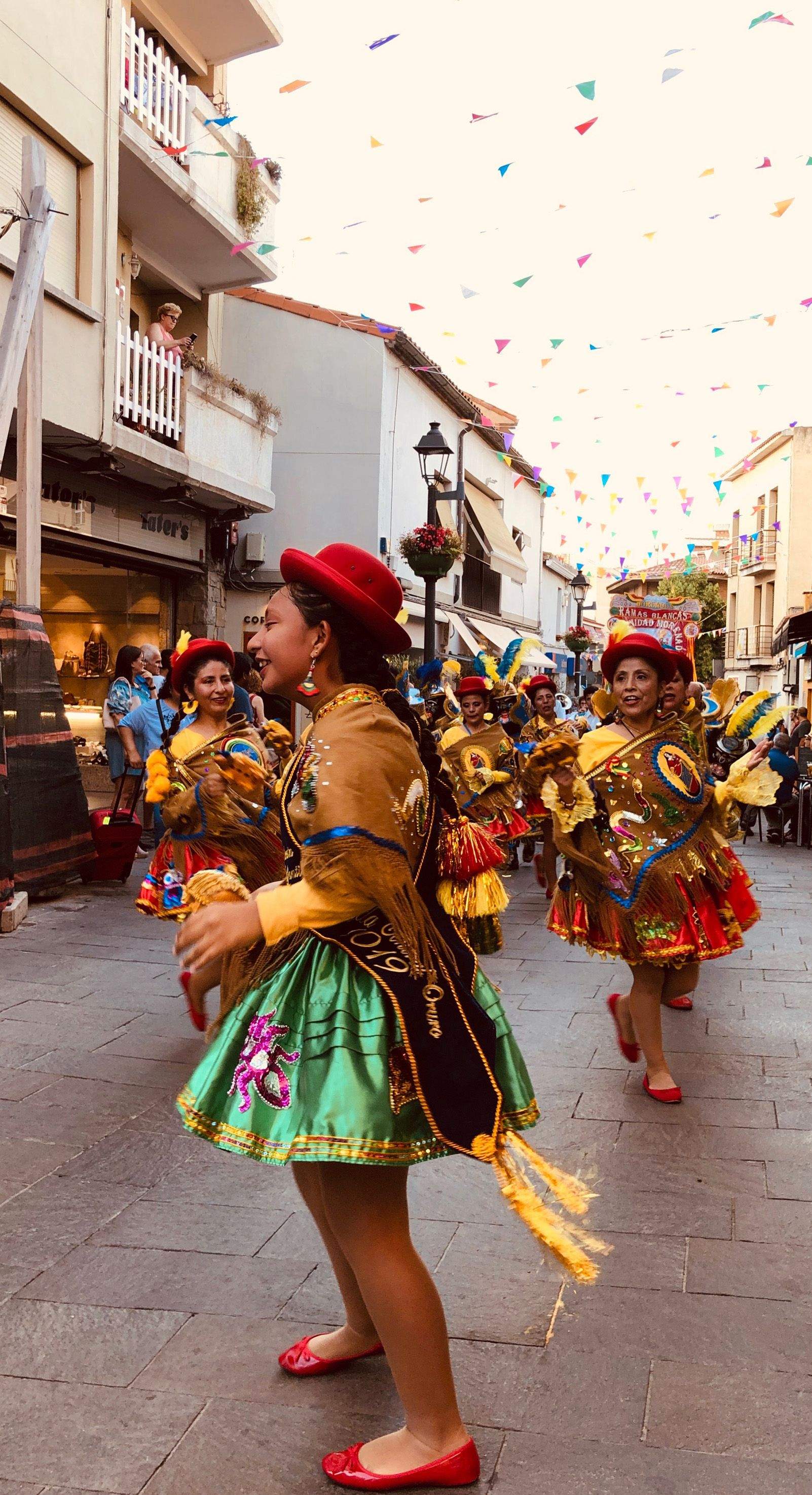 GABRIELA LIZETT LEON TRUJILLO   Balls tradicionals per als sancugatencs   Sant cugat del valles