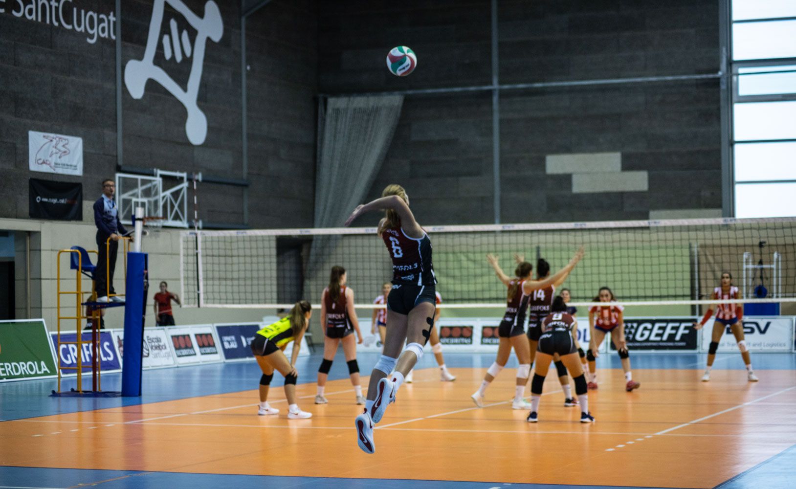Voleibol femení. Partit de lliga. DSV CV Sant Cugat- Madrid Chamberí. Foto: Adrián Gómez.