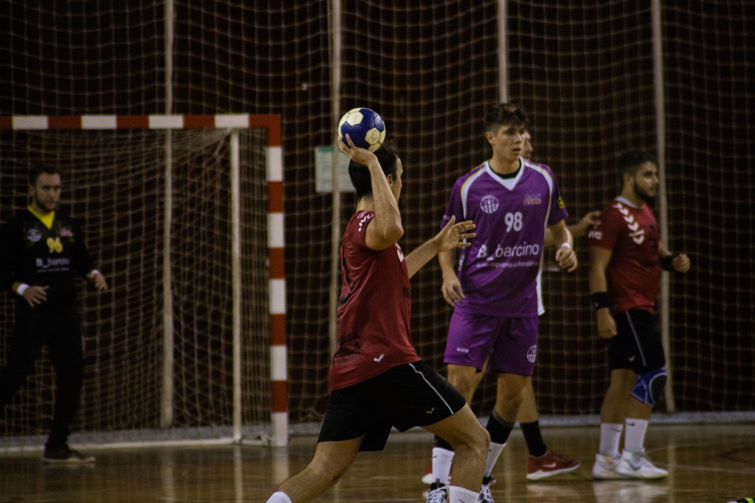 Handbol. Partit de lliga. CH Sant Cugat-Sant Martí-Adrianenc. Foto: Adrián Gómez