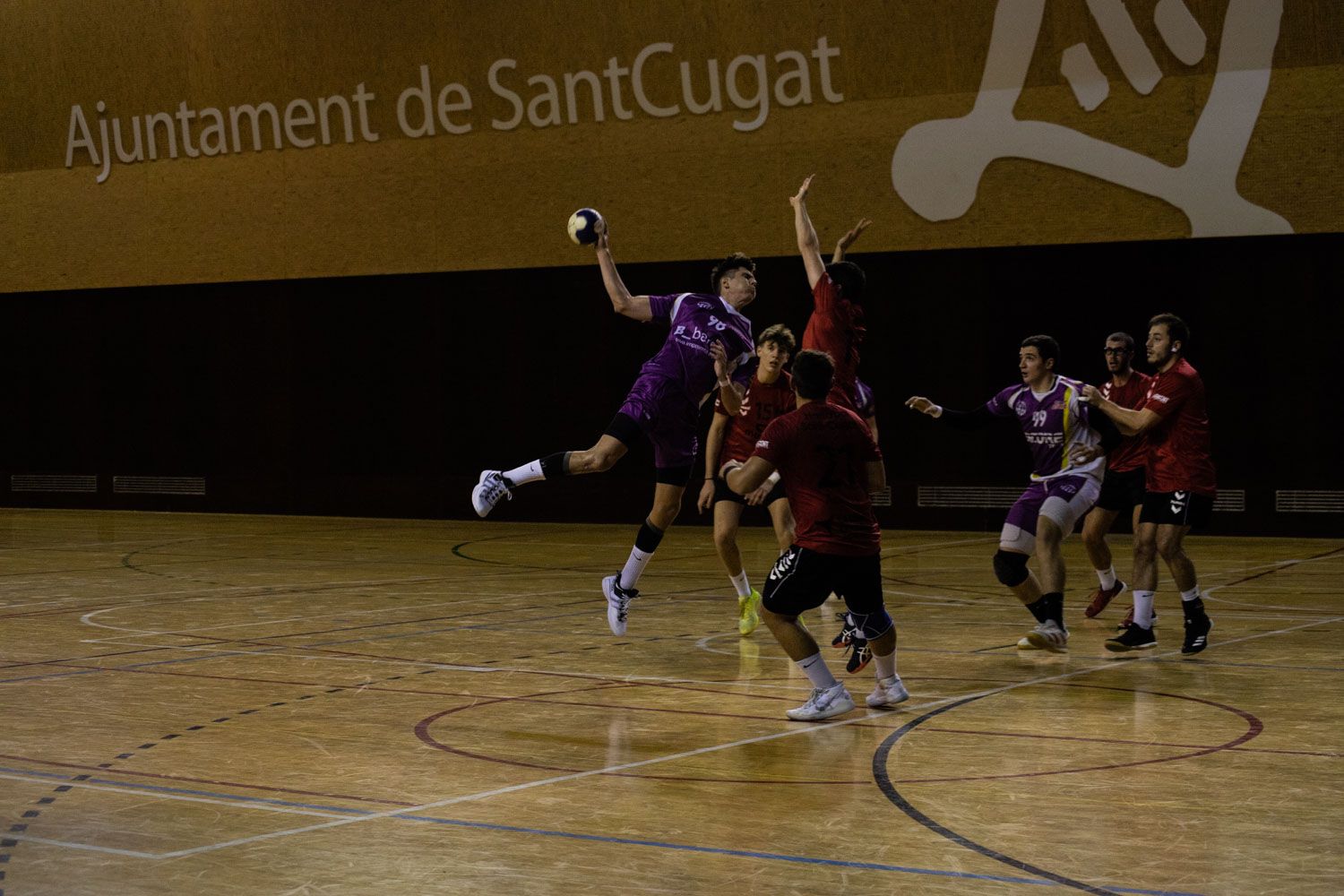 Handbol. Partit de lliga. CH Sant Cugat-Sant Martí-Adrianenc. Foto: Adrián Gómez