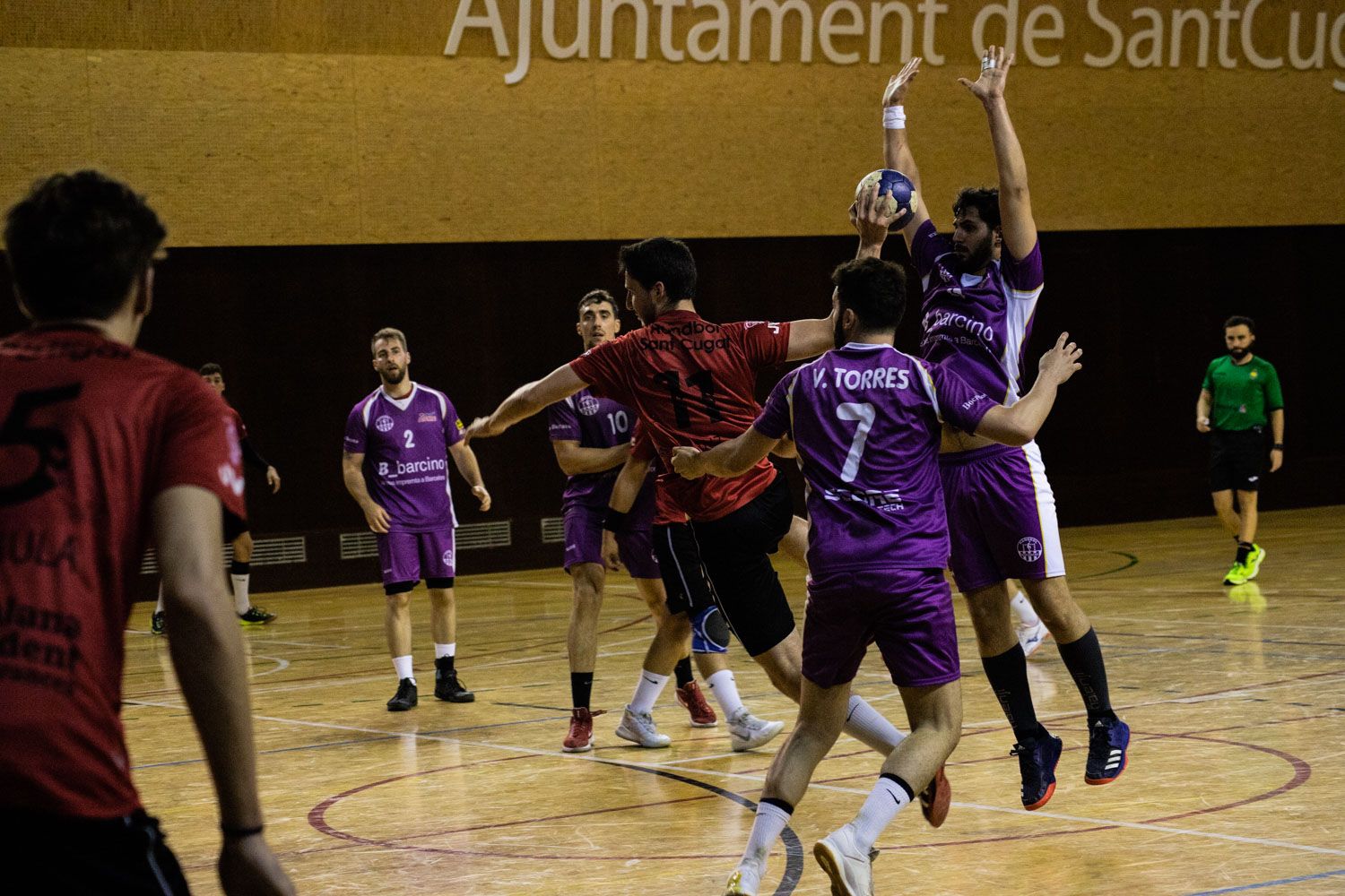 Handbol. Partit de lliga. CH Sant Cugat-Sant Martí-Adrianenc. Foto: Adrián Gómez