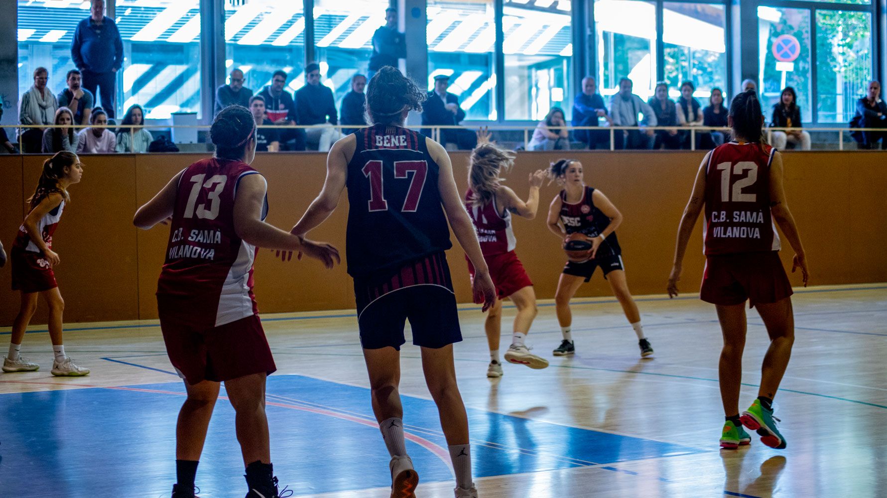 Bàsquet femení. Partit de lliga. UE Sant Cugat-Bàsquet Samà Vilanova. Foto: Adrián Gómez