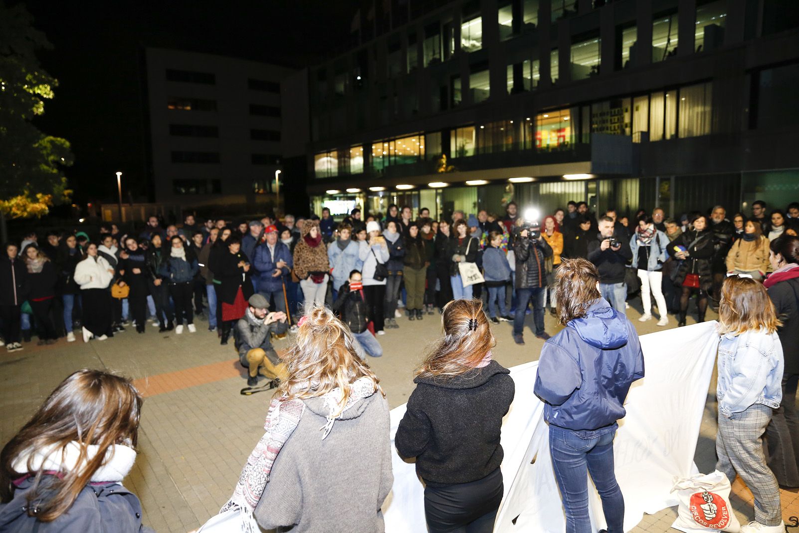 Concentració d'Hora Bruixa a Sant Cugat. FOTO: Yves Dimant