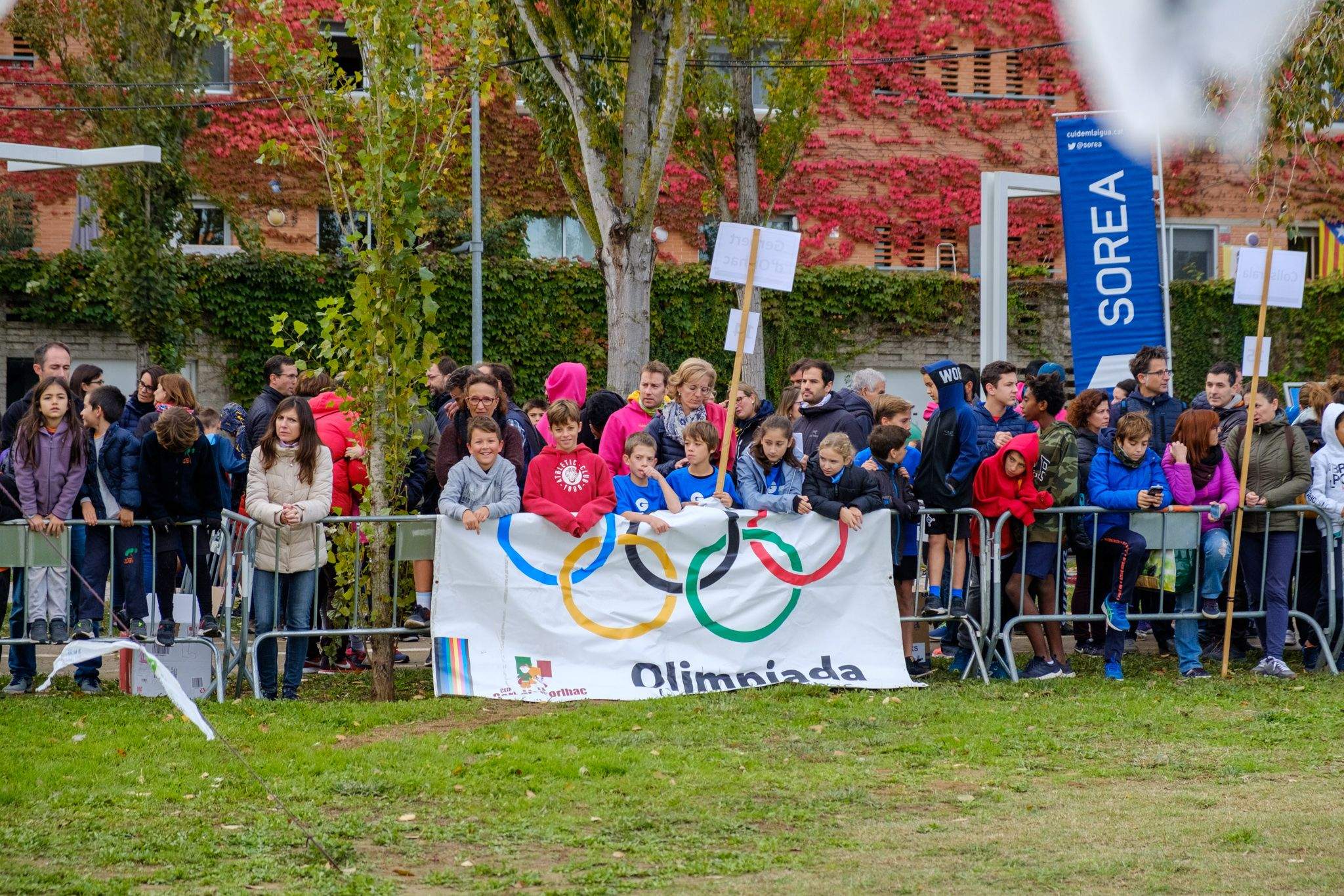 Celebració del 21è Cros Ciutat de Sant Cugat al parc de la Pollancreda. FOTO: Ale Gómez
