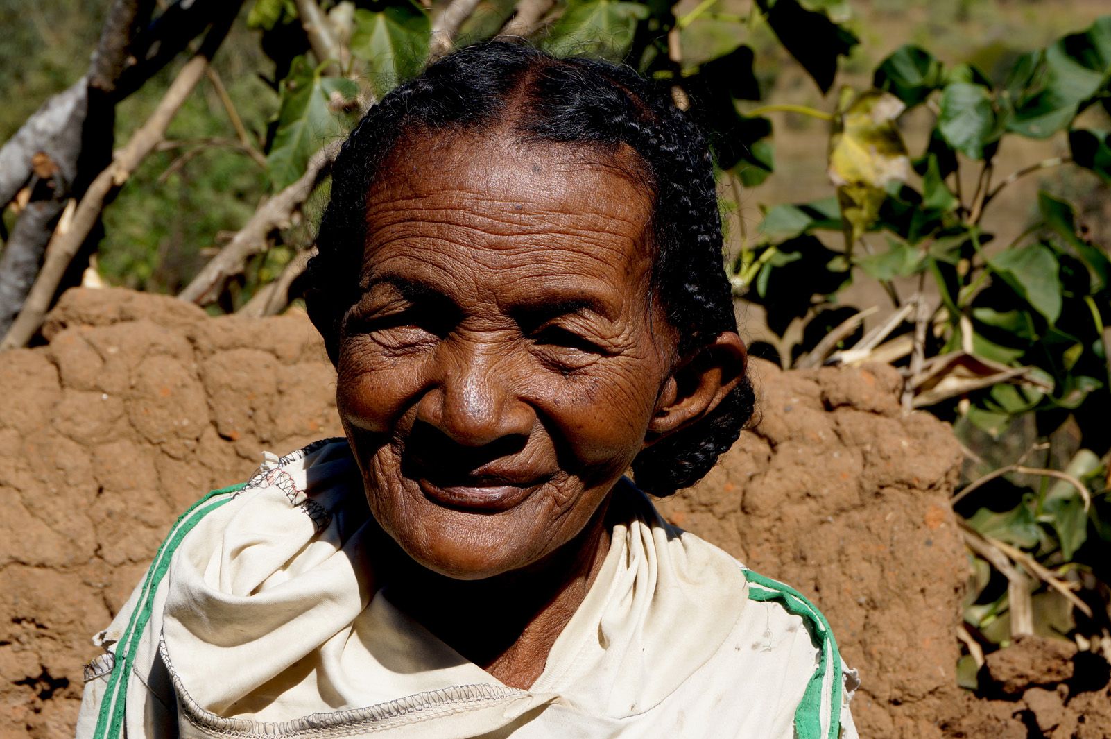 Elena Maristany Bosch   Dona malgaix   Camp Catta (Madagascar)