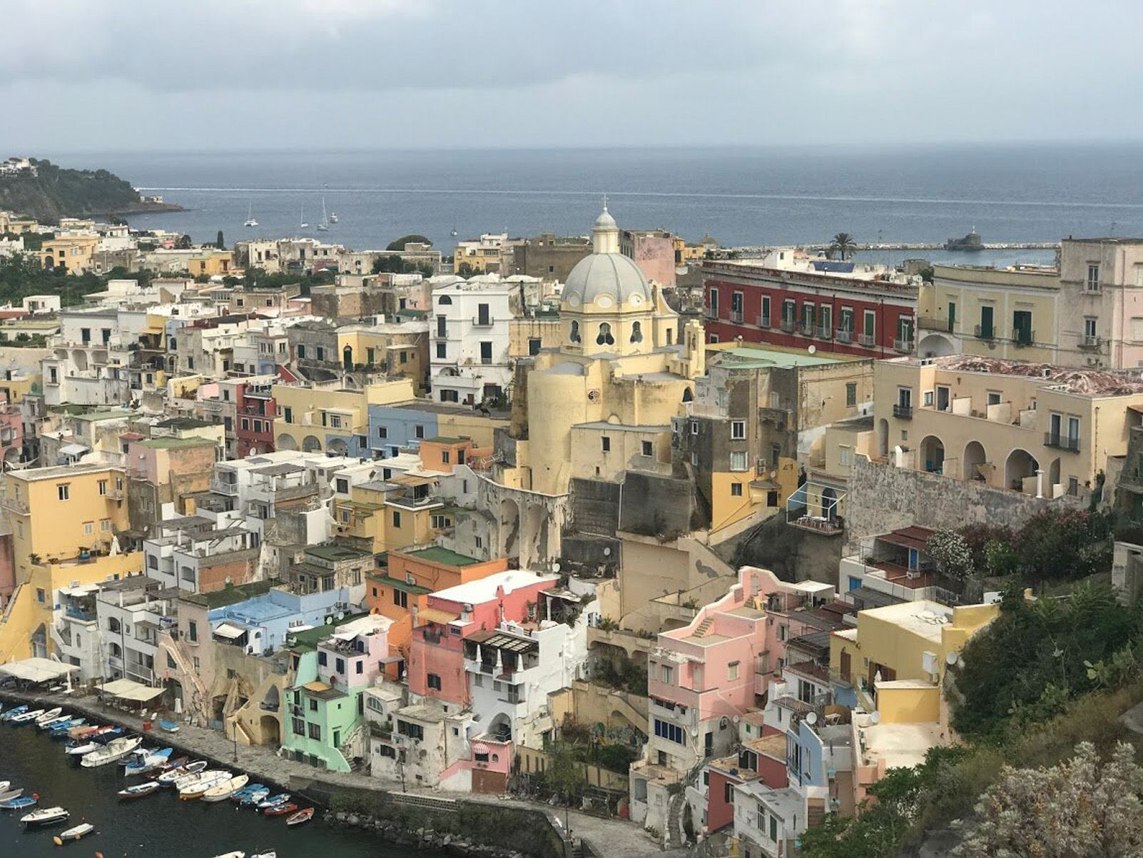 Fanny Alés   La illa de colors   Procida (Itàlia)