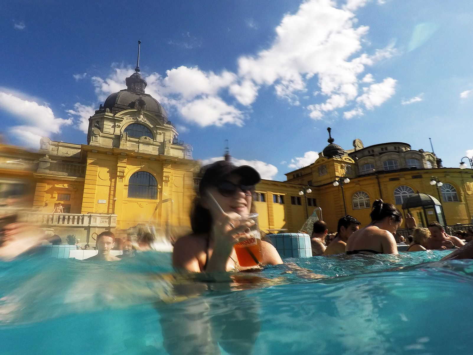 jaime charles bernis   Coctel aquatic   Budapest